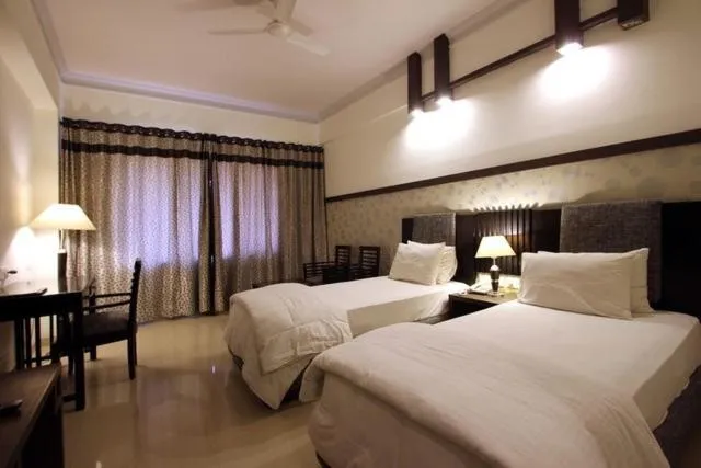 Garden view, Bed in Shiva Oasis Resort