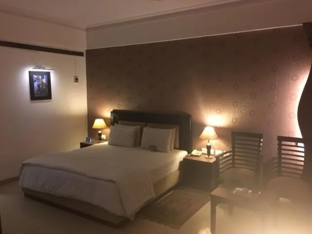 Photo of the whole room, Bed in Shiva Oasis Resort