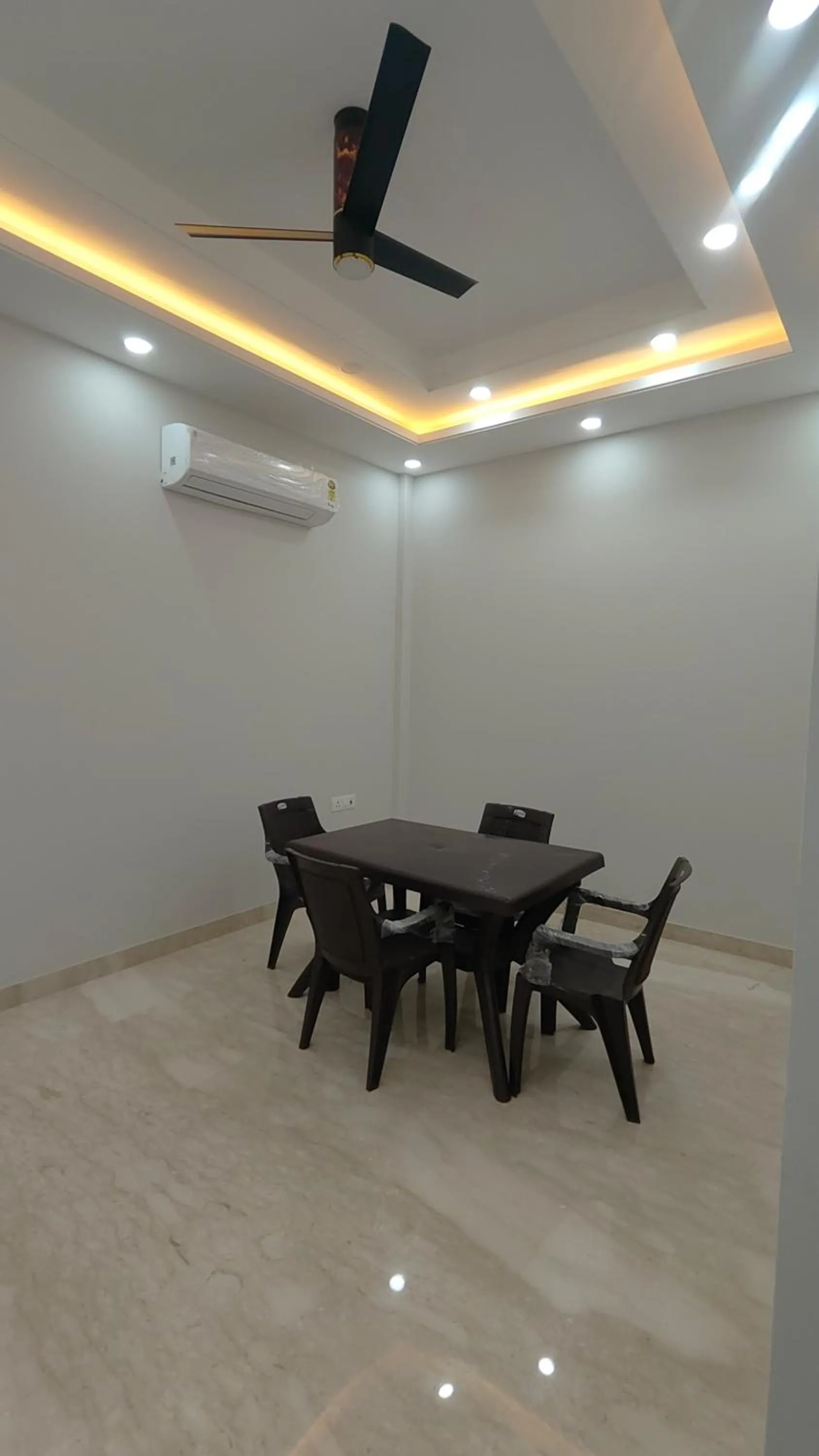 Dining area in Ashok Vatika