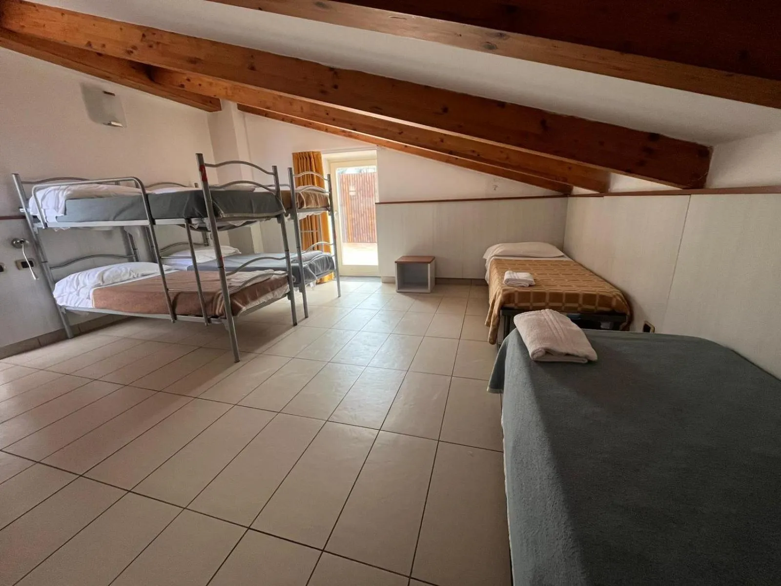 Bed in Seven Hostel & Rooms