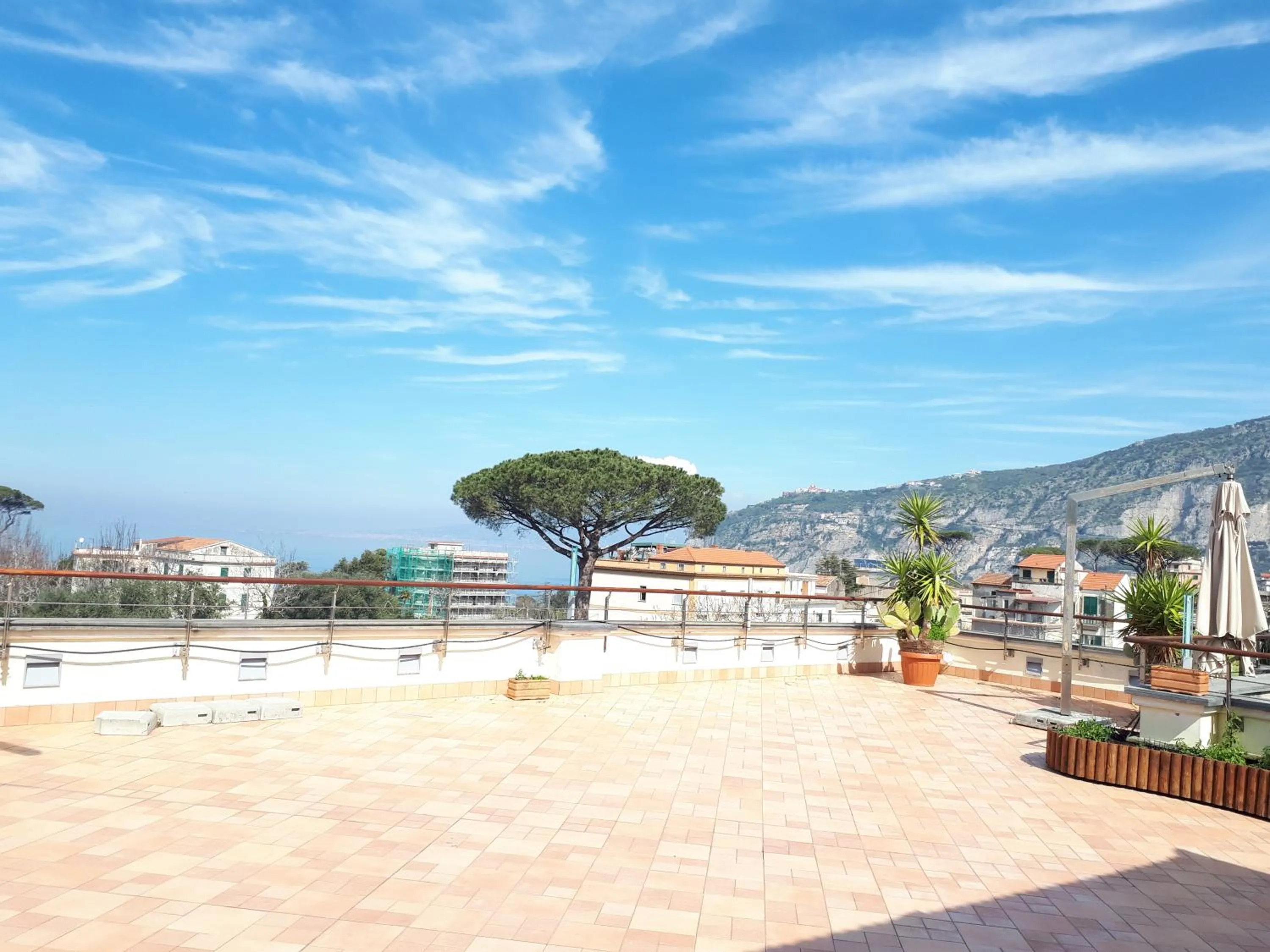Balcony/Terrace in Seven Hostel & Rooms