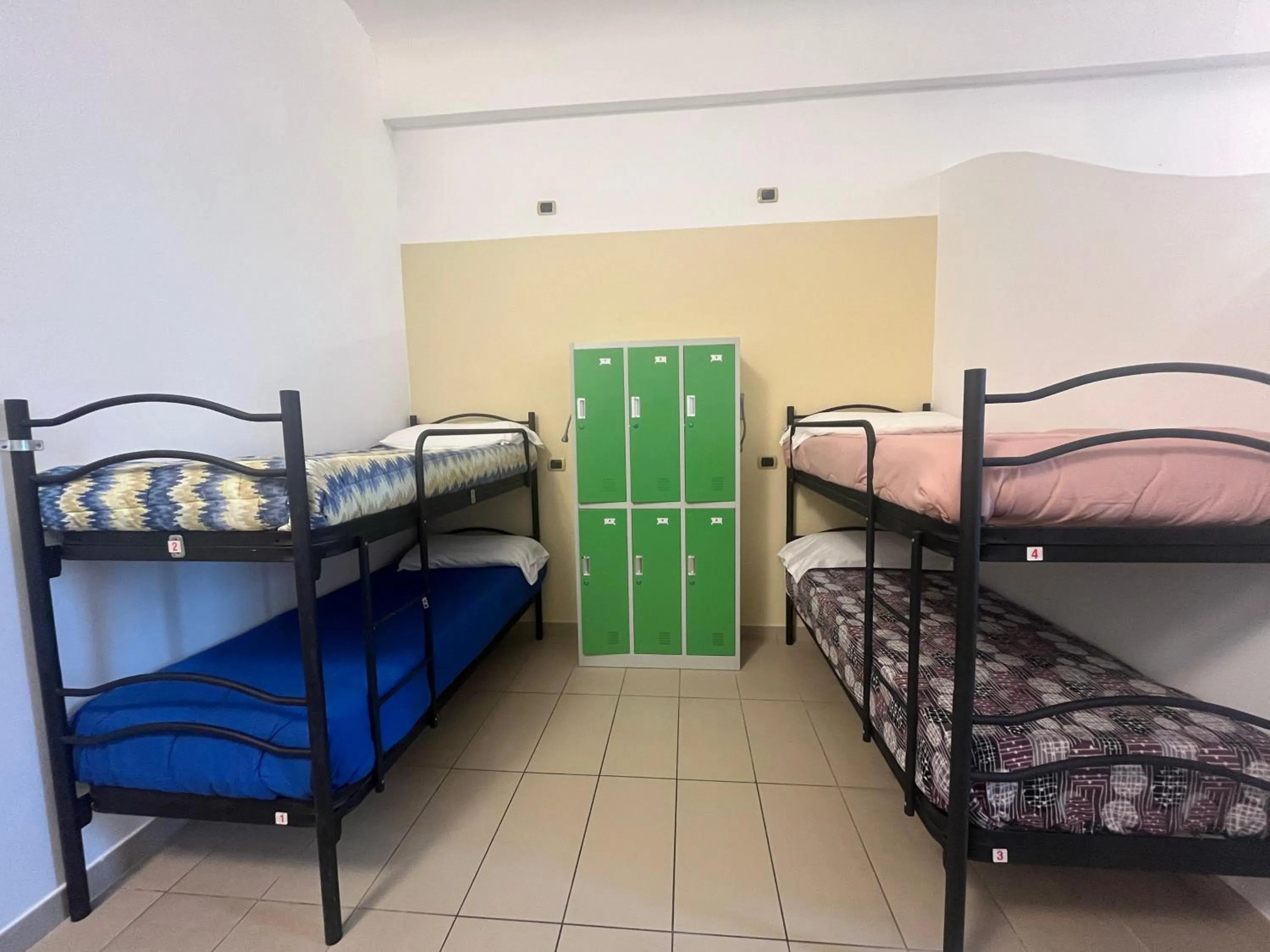 Bed in Seven Hostel & Rooms