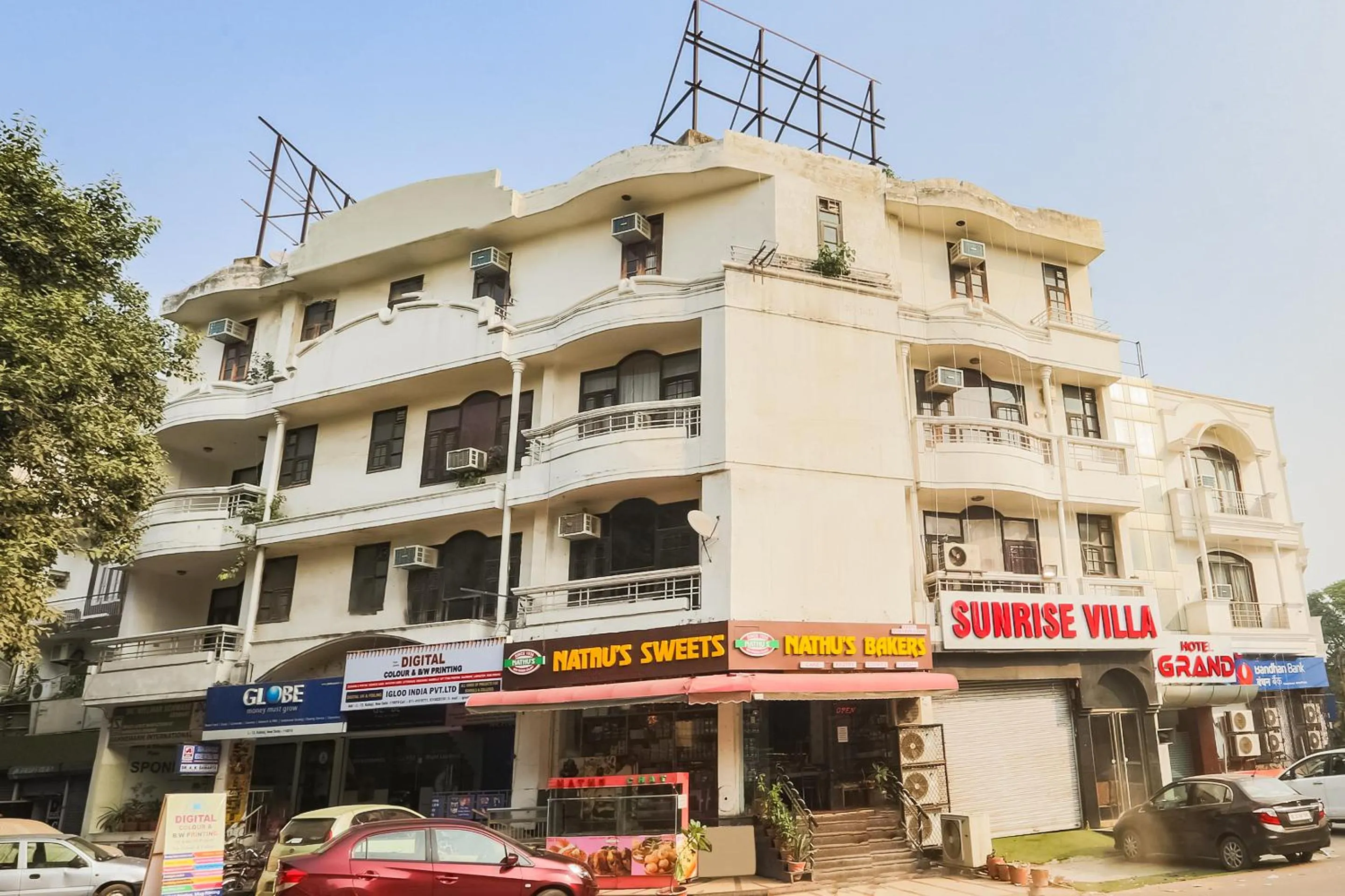 Property building in Townhouse Sunrise Villa