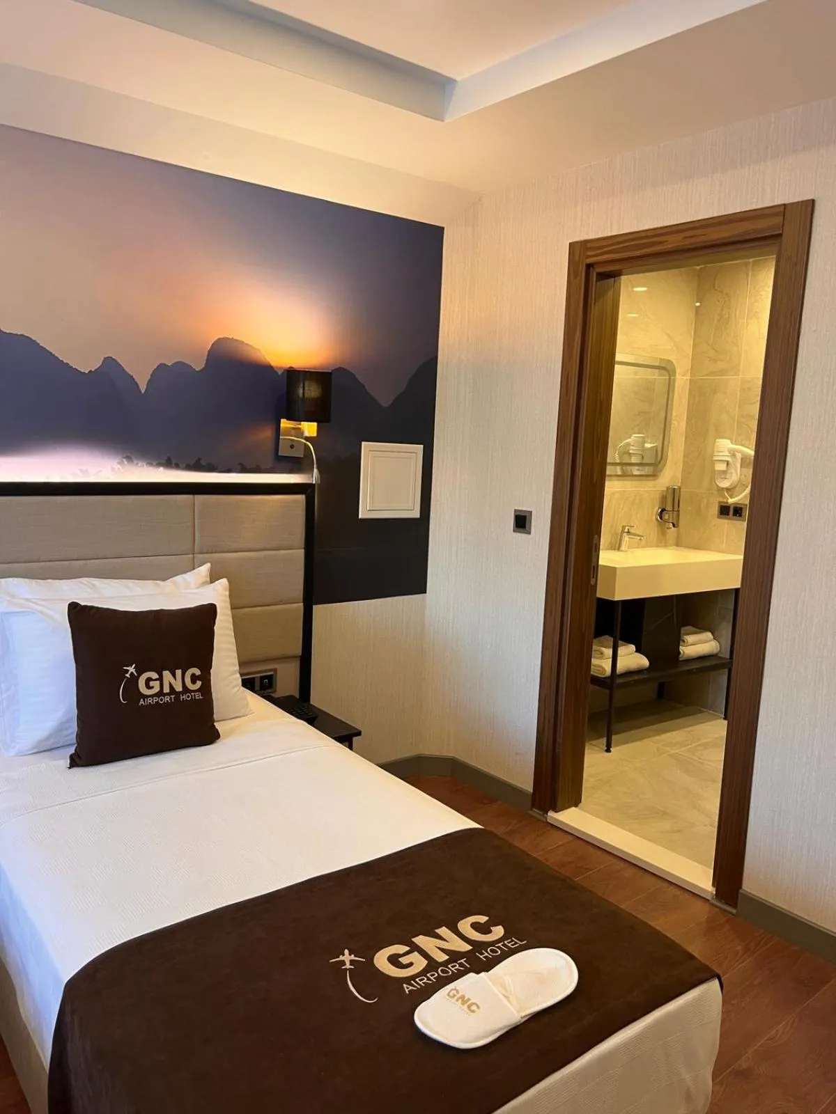 Bed in Gnc Airport Hotel