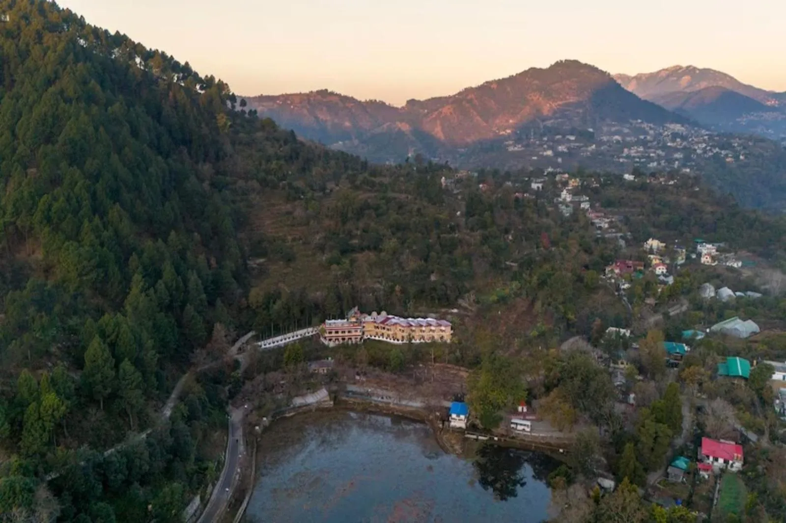 Natural landscape in Hotel Vaapi Comfort inn