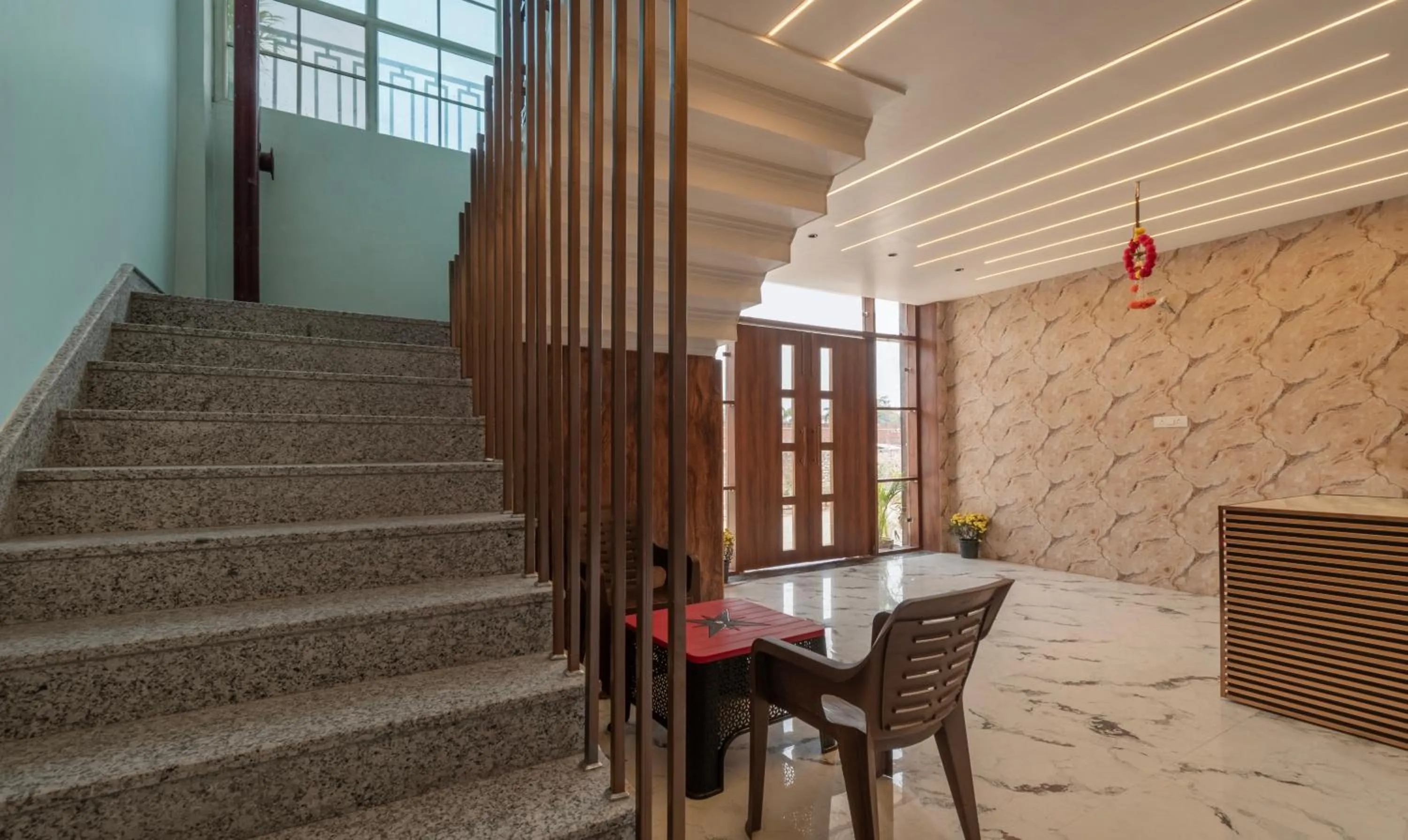 Lobby or reception in Treebo Heaven Grand Ayodhya