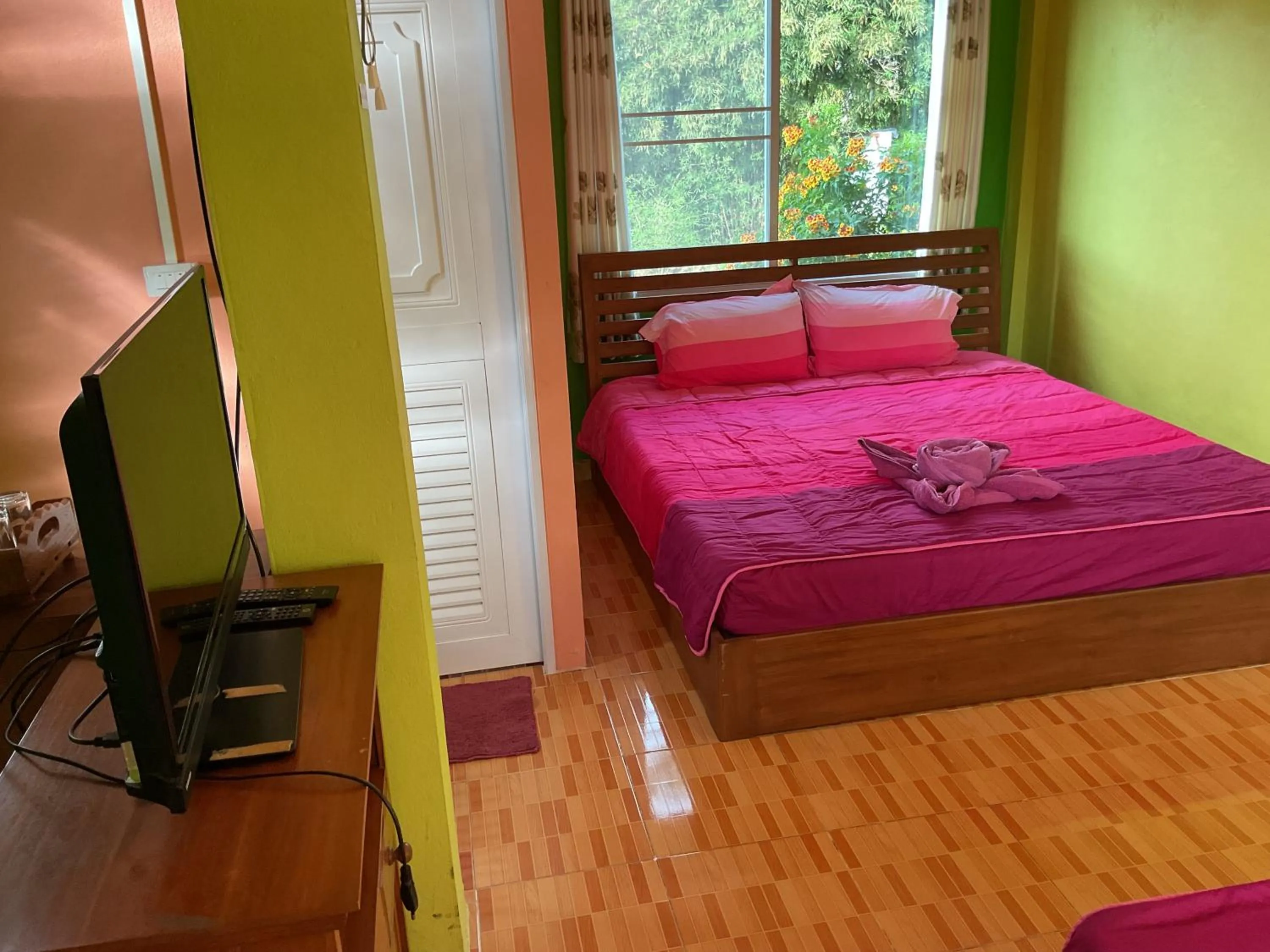 Bed in Ban Rai Rabeang Mok