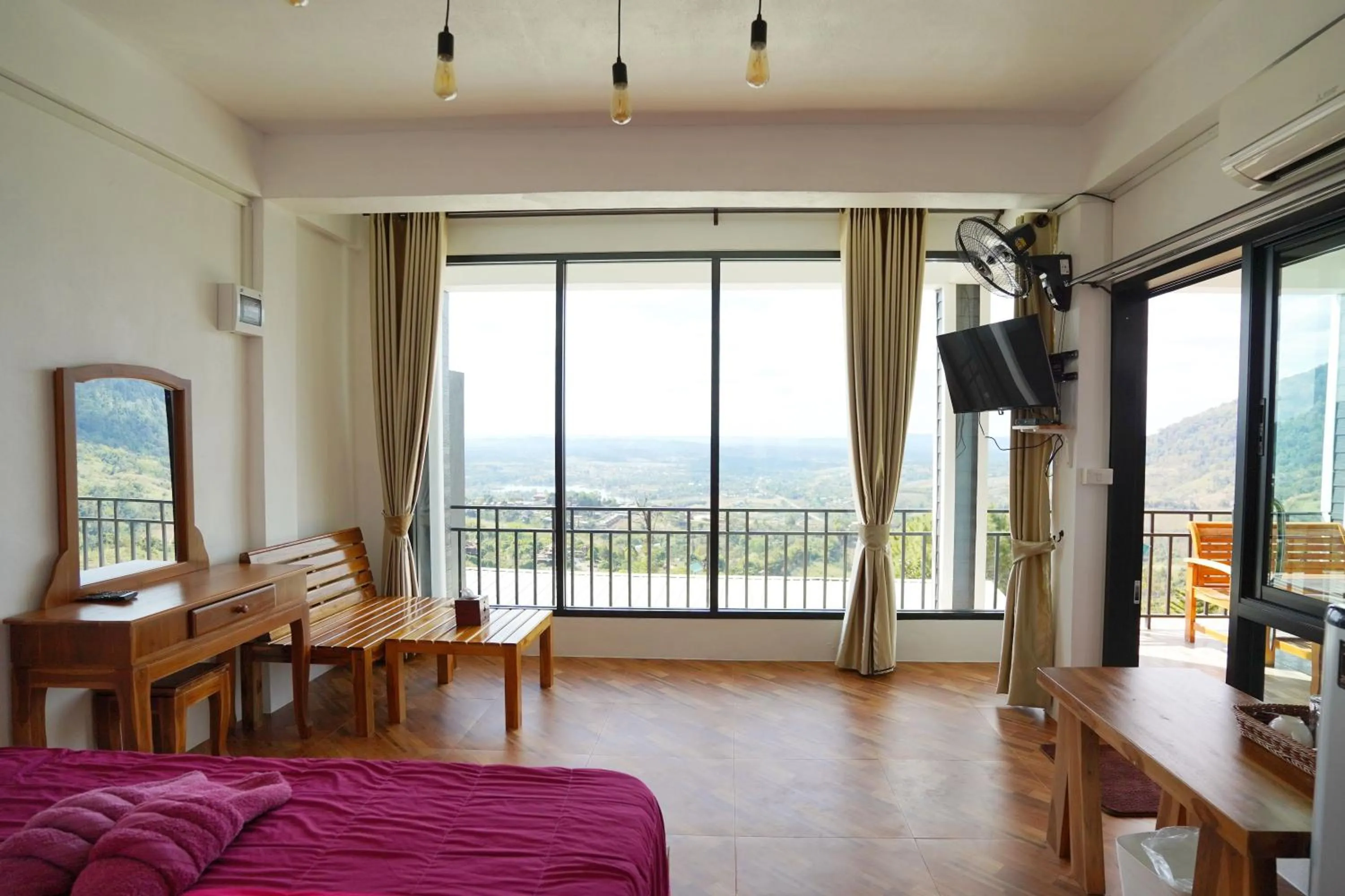 Bed in Ban Rai Rabeang Mok