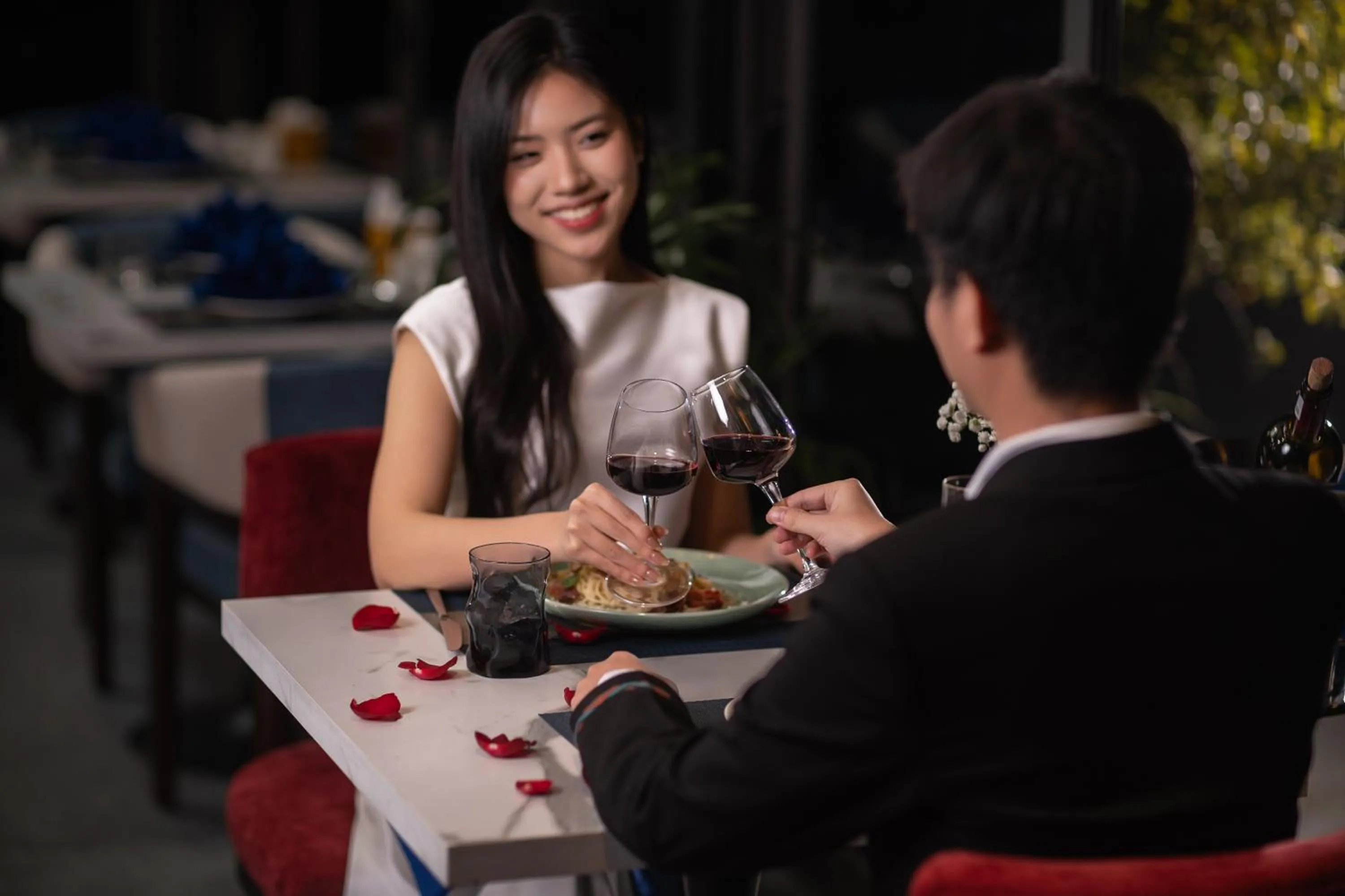 Restaurant/places to eat in DeLaMont Sapa Hotel - Hill Serenity Retreat