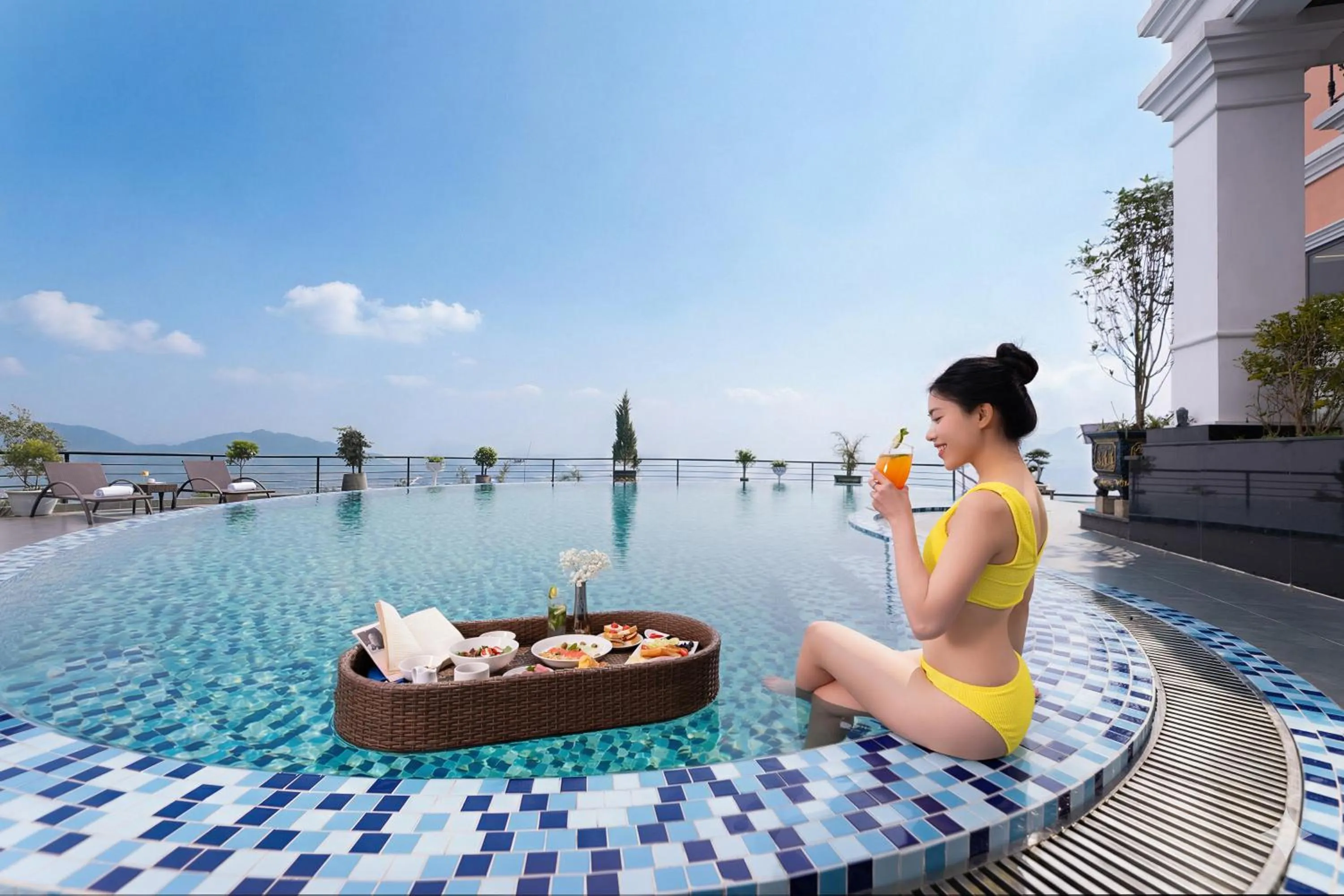 Food and drinks in DeLaMont Sapa Hotel - Hill Serenity Retreat