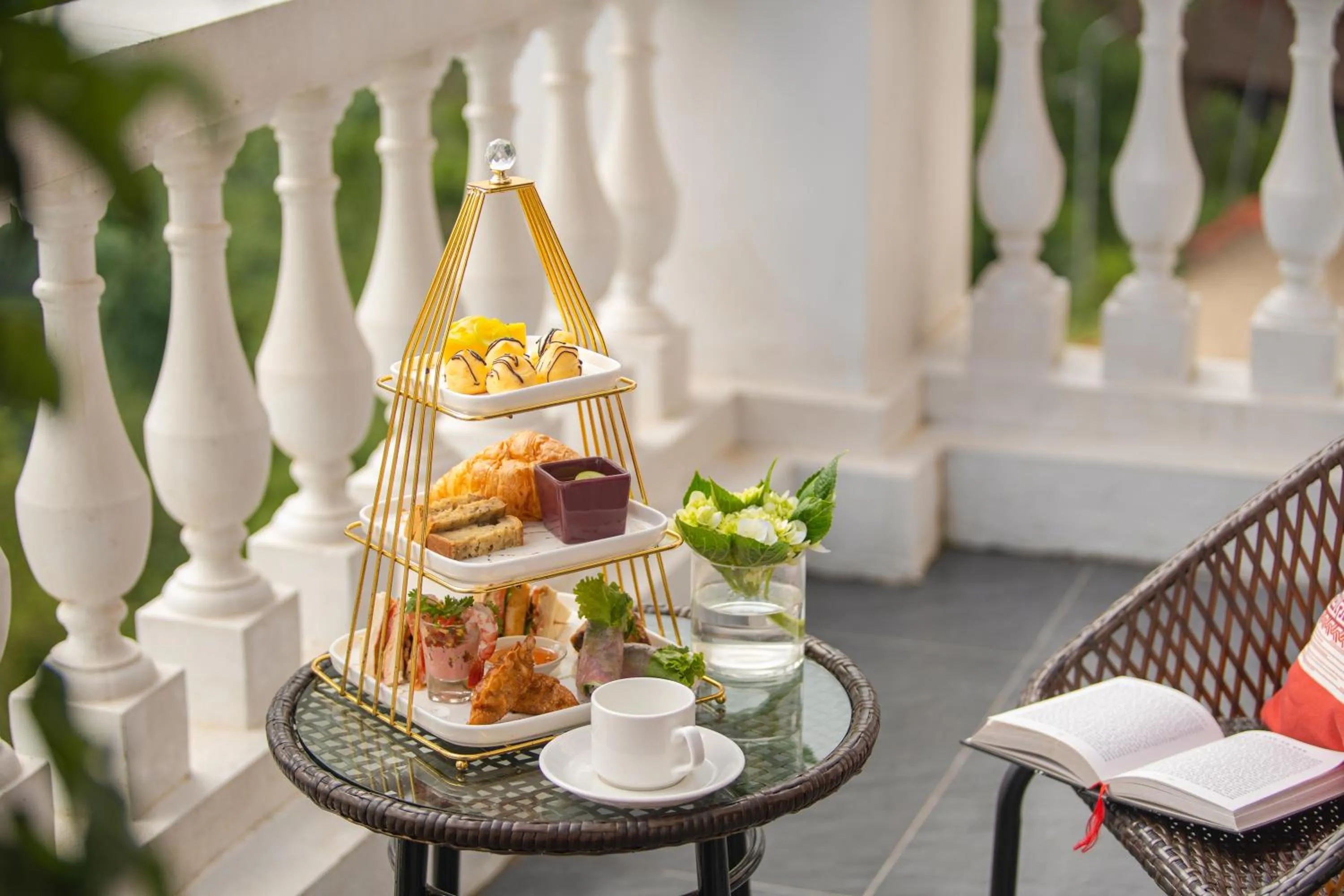 Food and drinks in DeLaMont Sapa Hotel - Hill Serenity Retreat