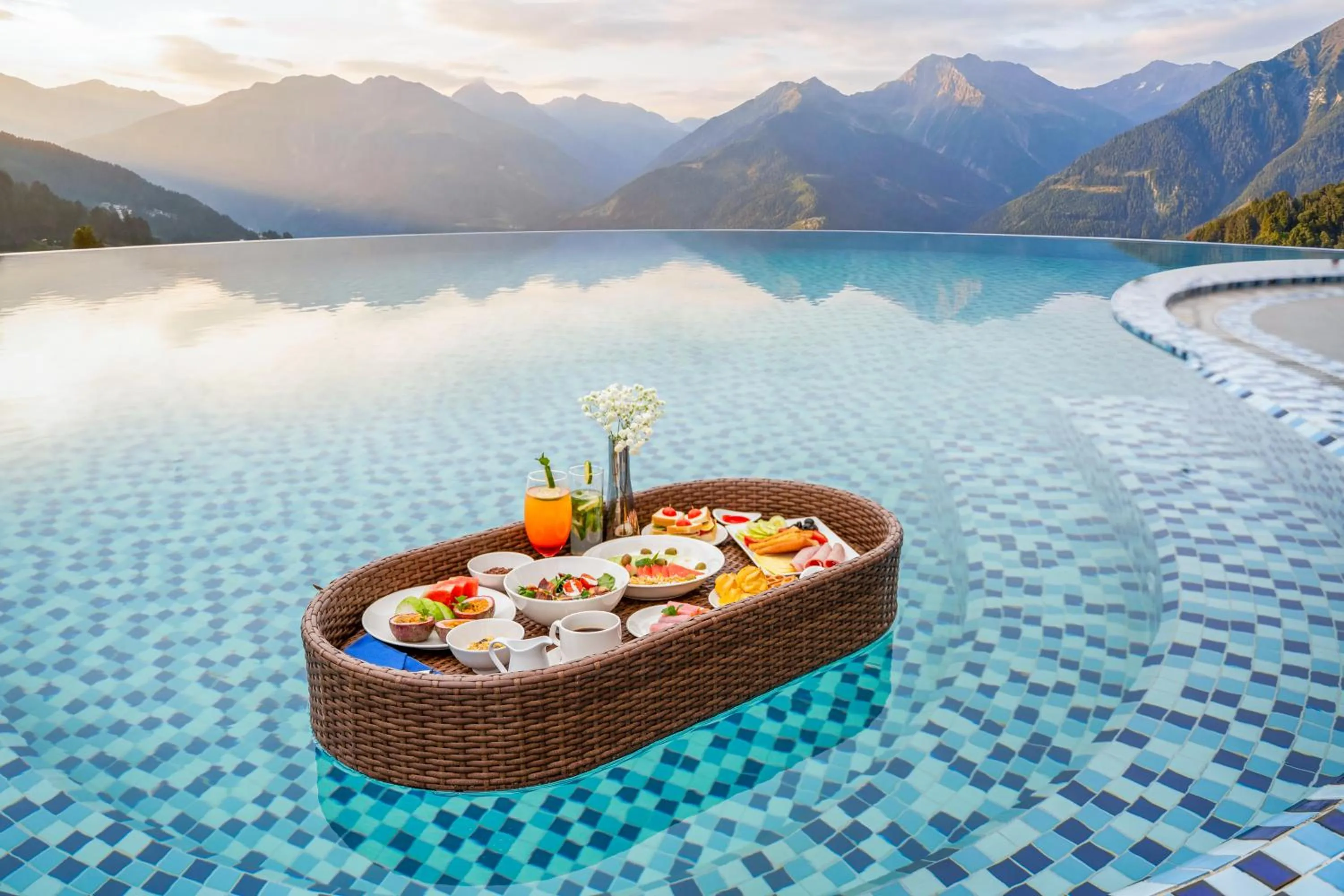 Food and drinks in DeLaMont Sapa Hotel - Hill Serenity Retreat