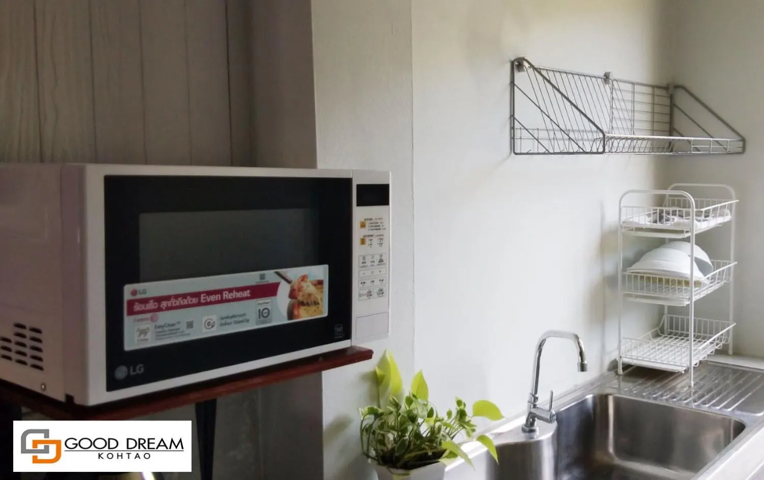 Kitchen or kitchenette in Good Dream Hotel (Khun Ying House)