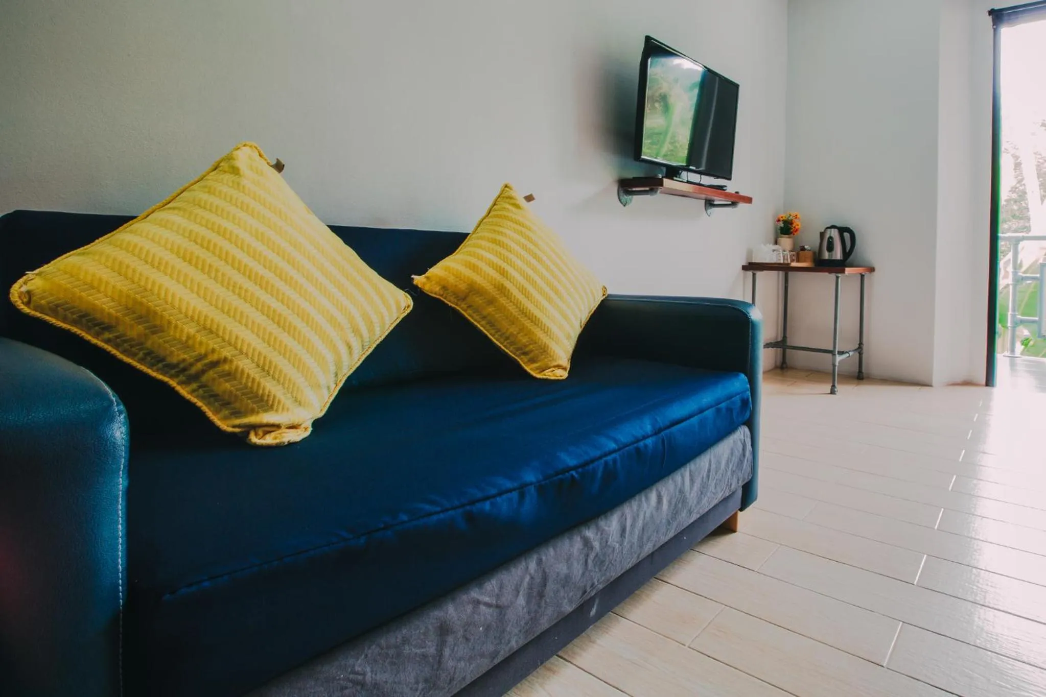 TV and multimedia in Good Dream Hotel (Khun Ying House)