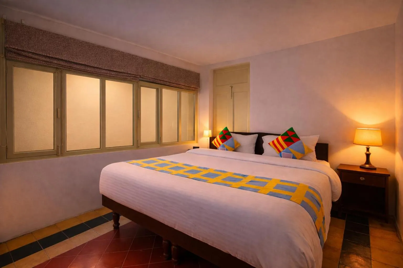 Deluxe Room in The Hill Crest Mussoorie - 500 mtr from Mall Road