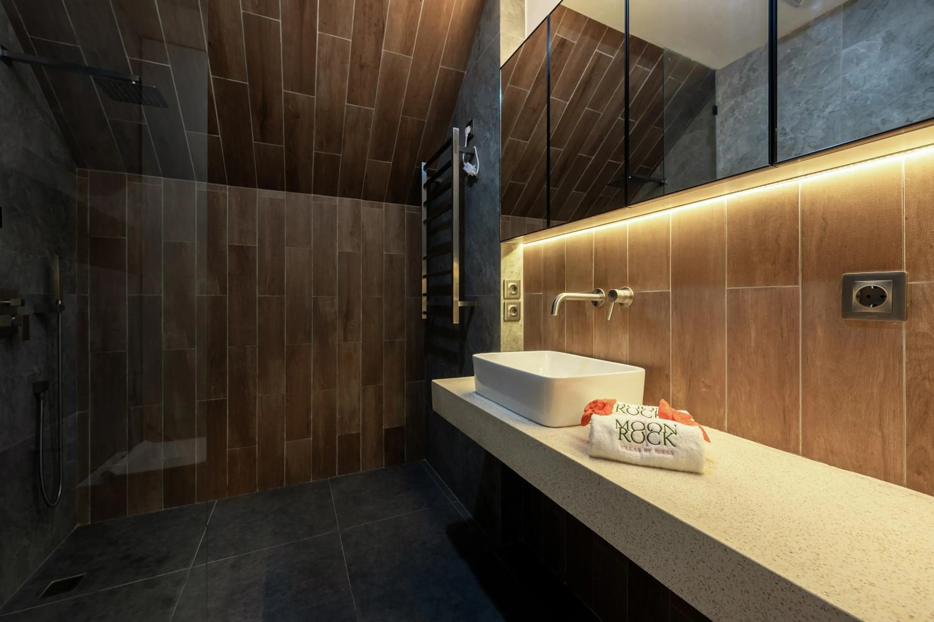 Moon Rock Villas by Ribas