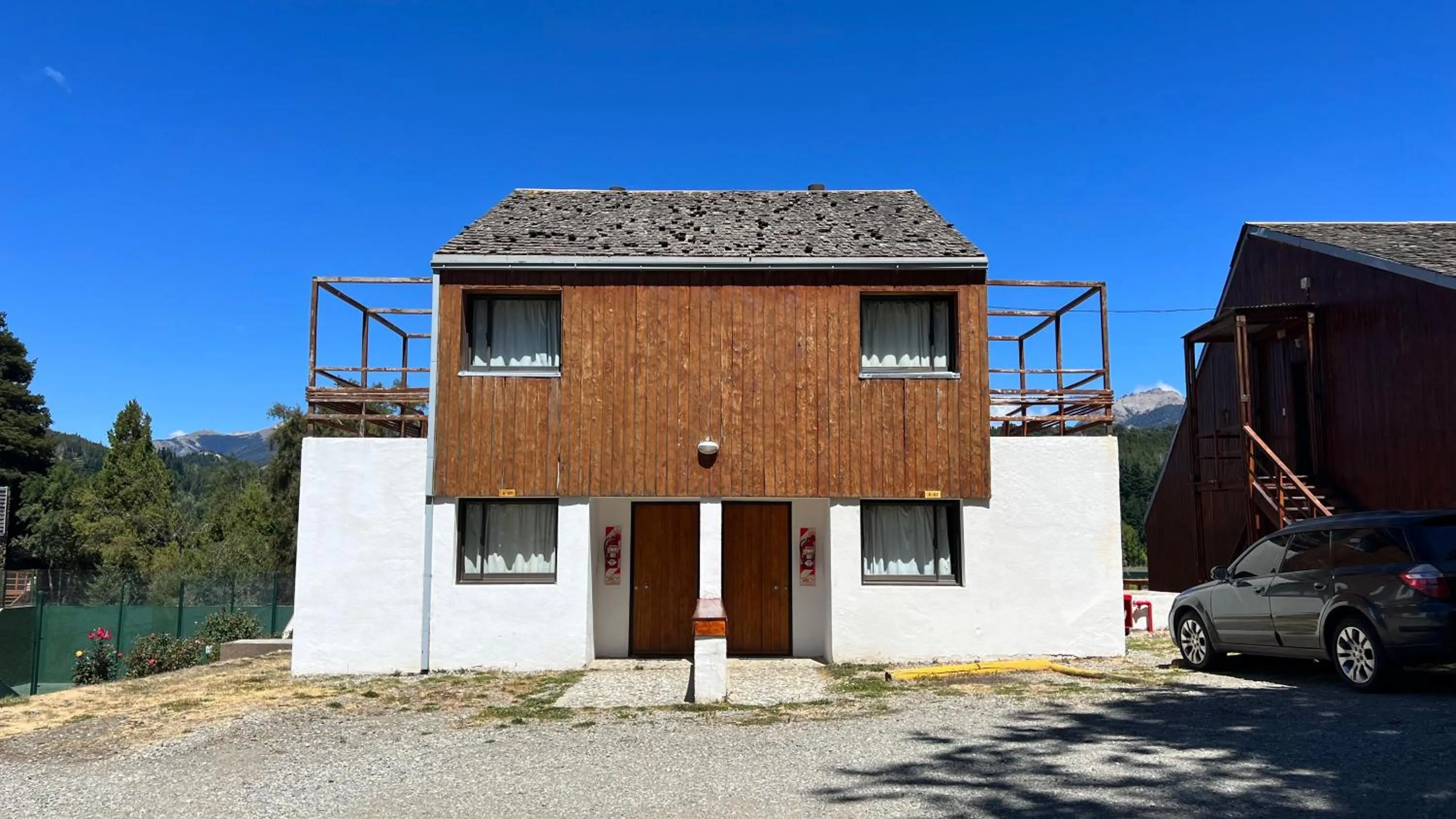 Property building in DUT Bariloche by Apartments Bariloche