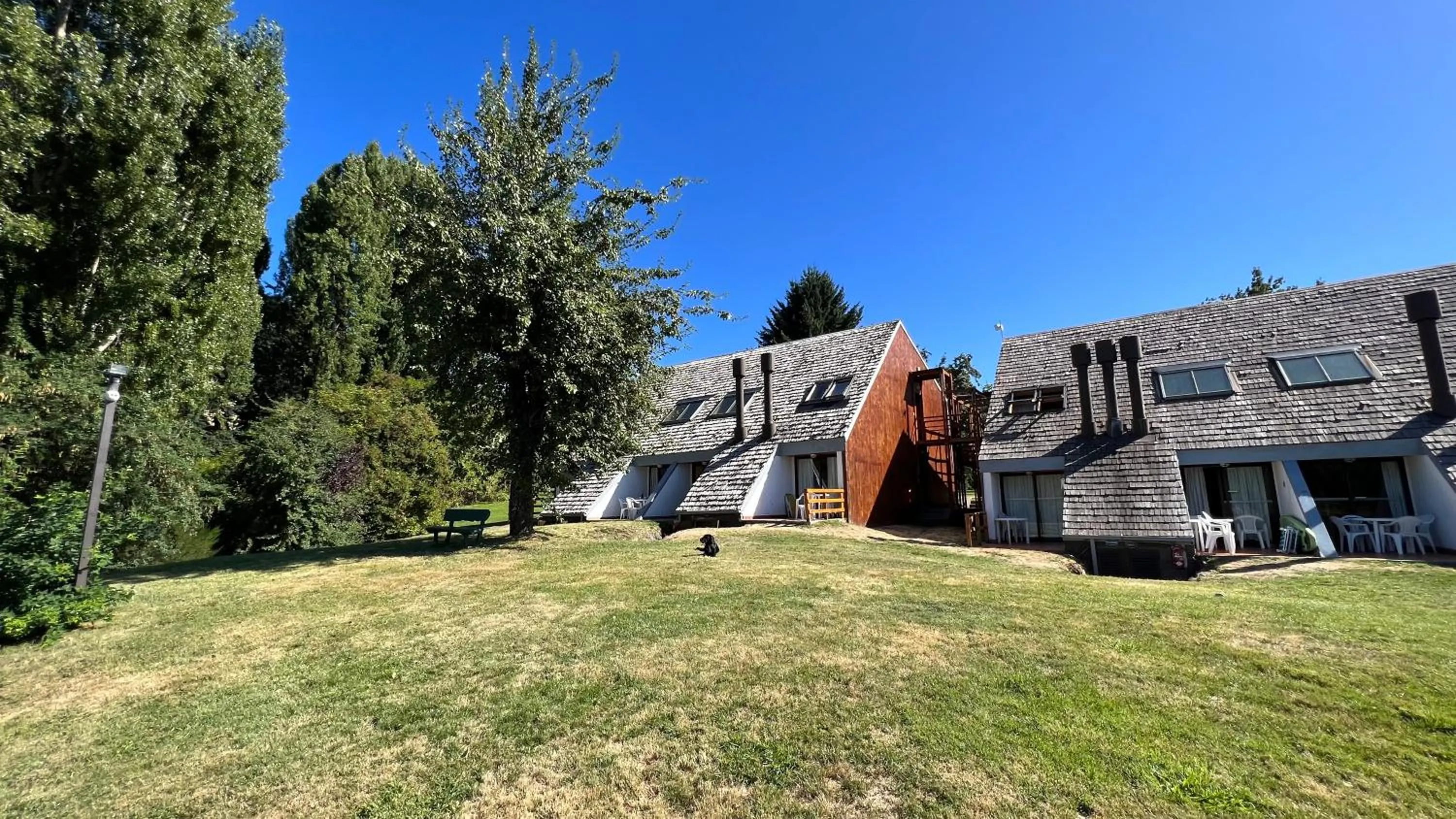 Property building in DUT Bariloche by Apartments Bariloche