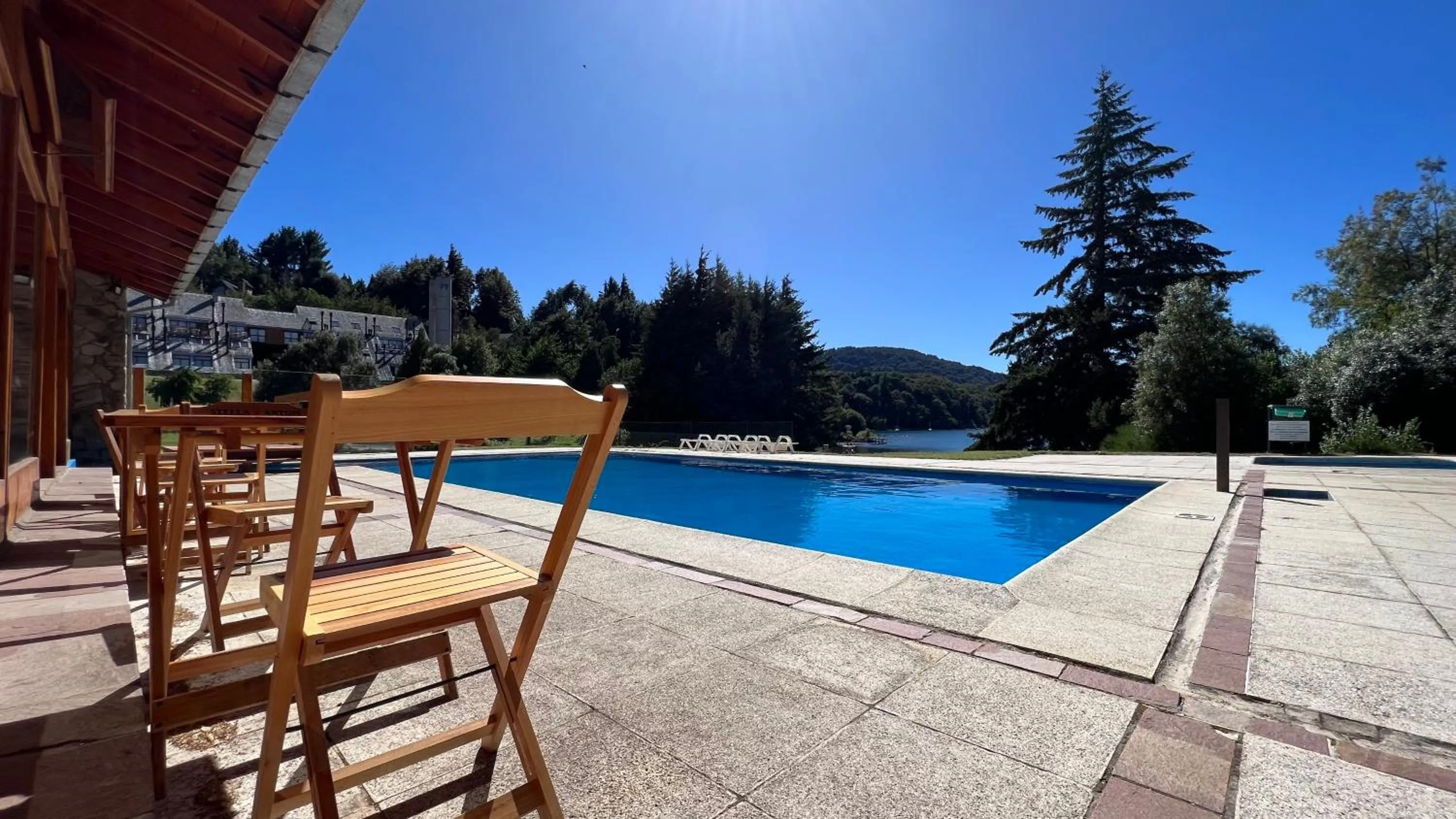 Patio in DUT Bariloche by Apartments Bariloche
