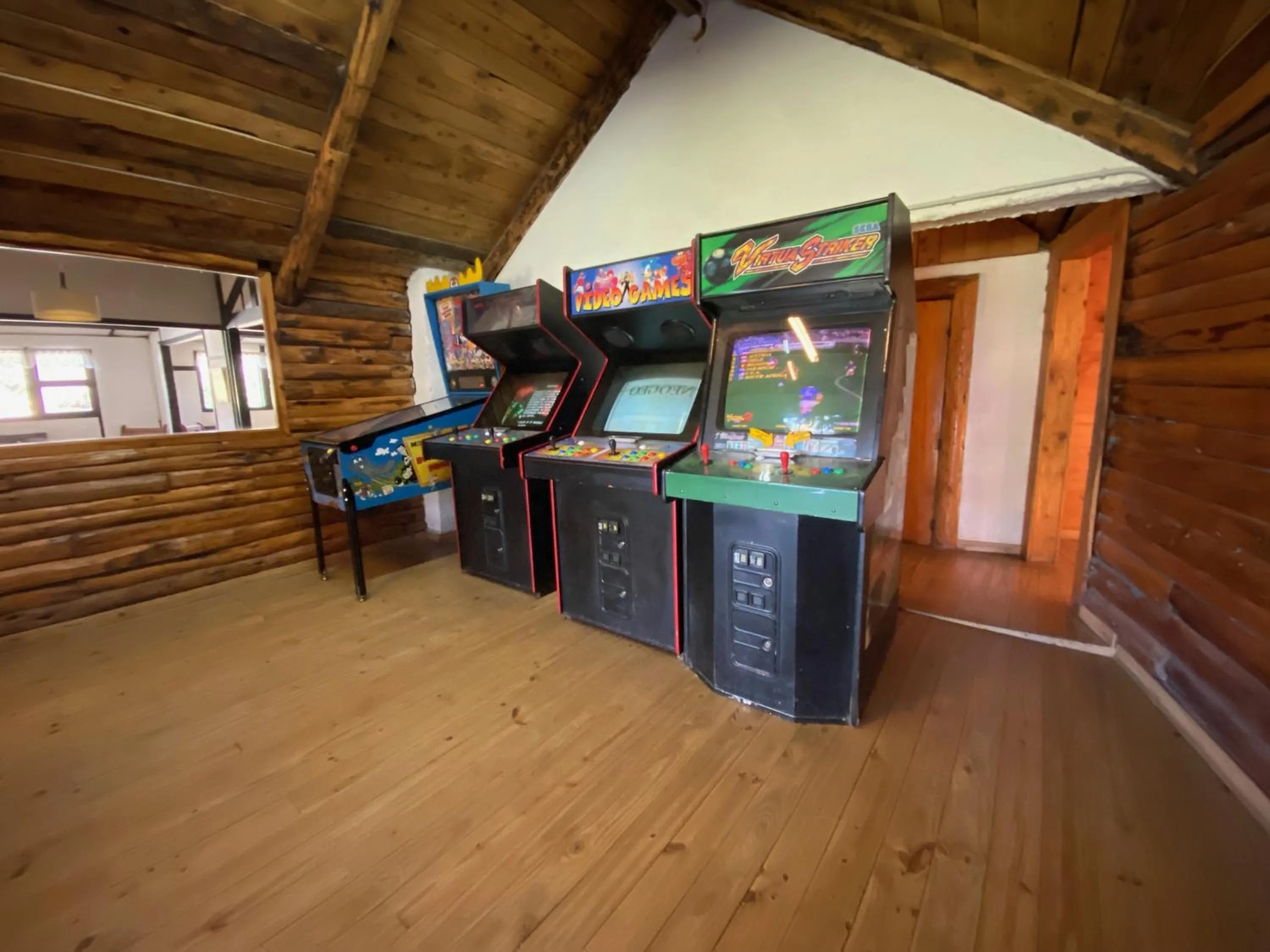 Communal lounge/ TV room in DUT Bariloche by Apartments Bariloche