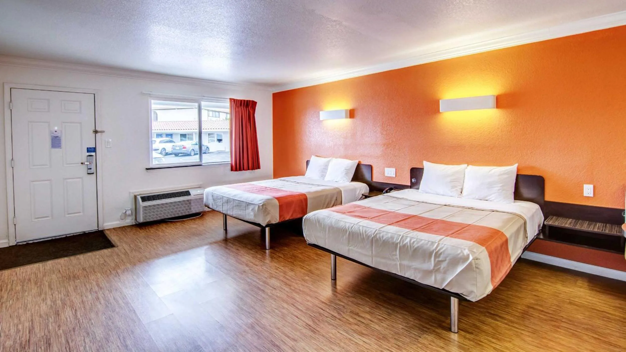 Bed in Motel 6 Manteca CA