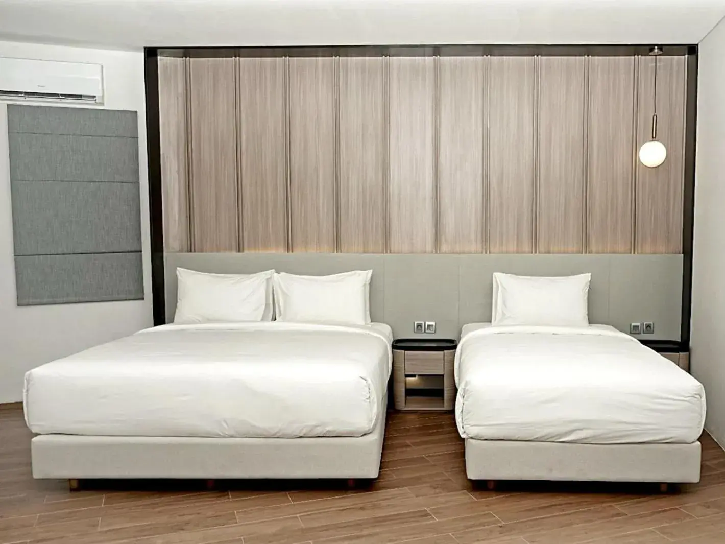 Family Room in Spot 43 Cafe and Hotel Family Room in Spot 43 Cafe and Hotel