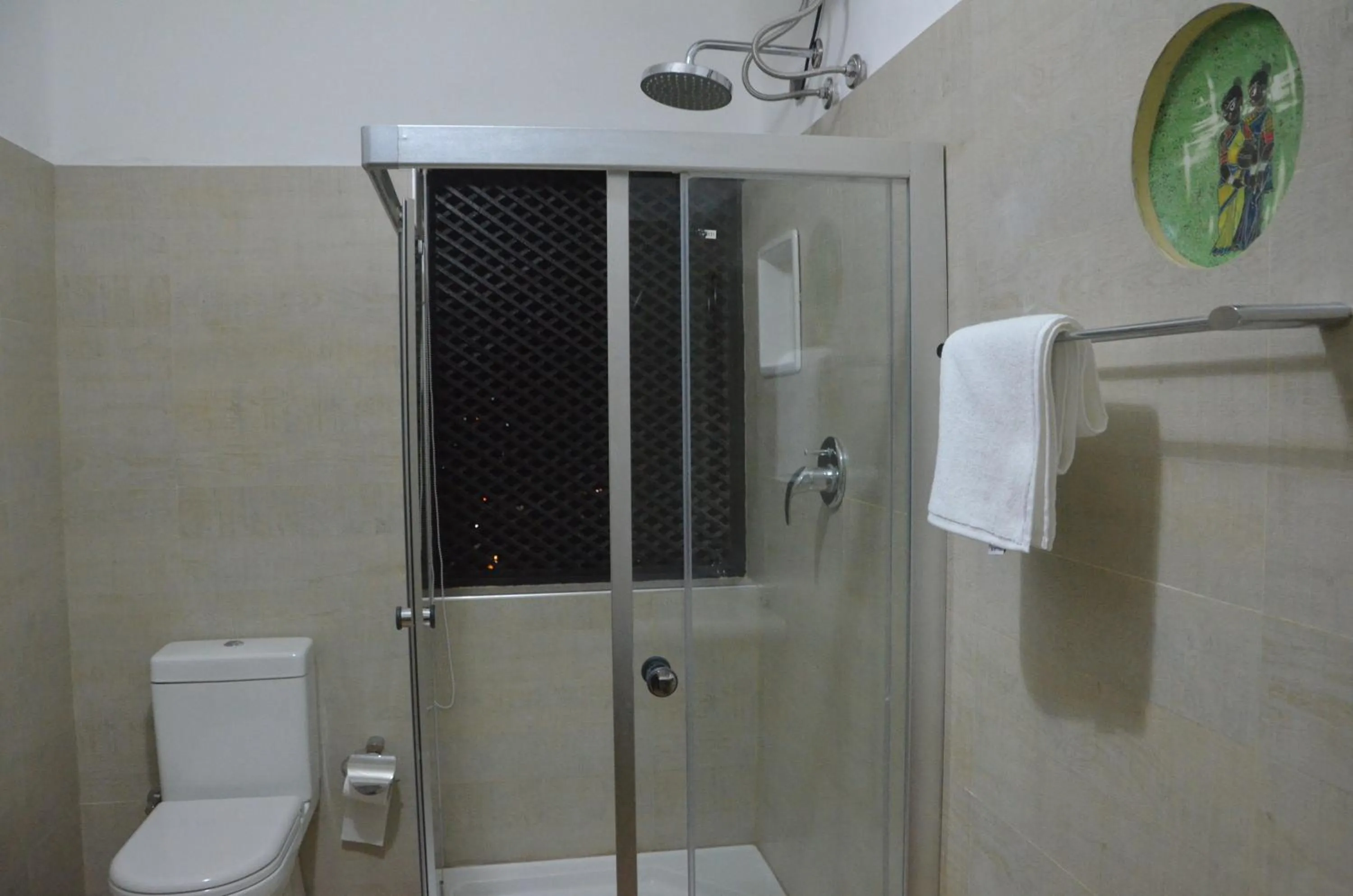 Toilet in The Buena Vista Kandy