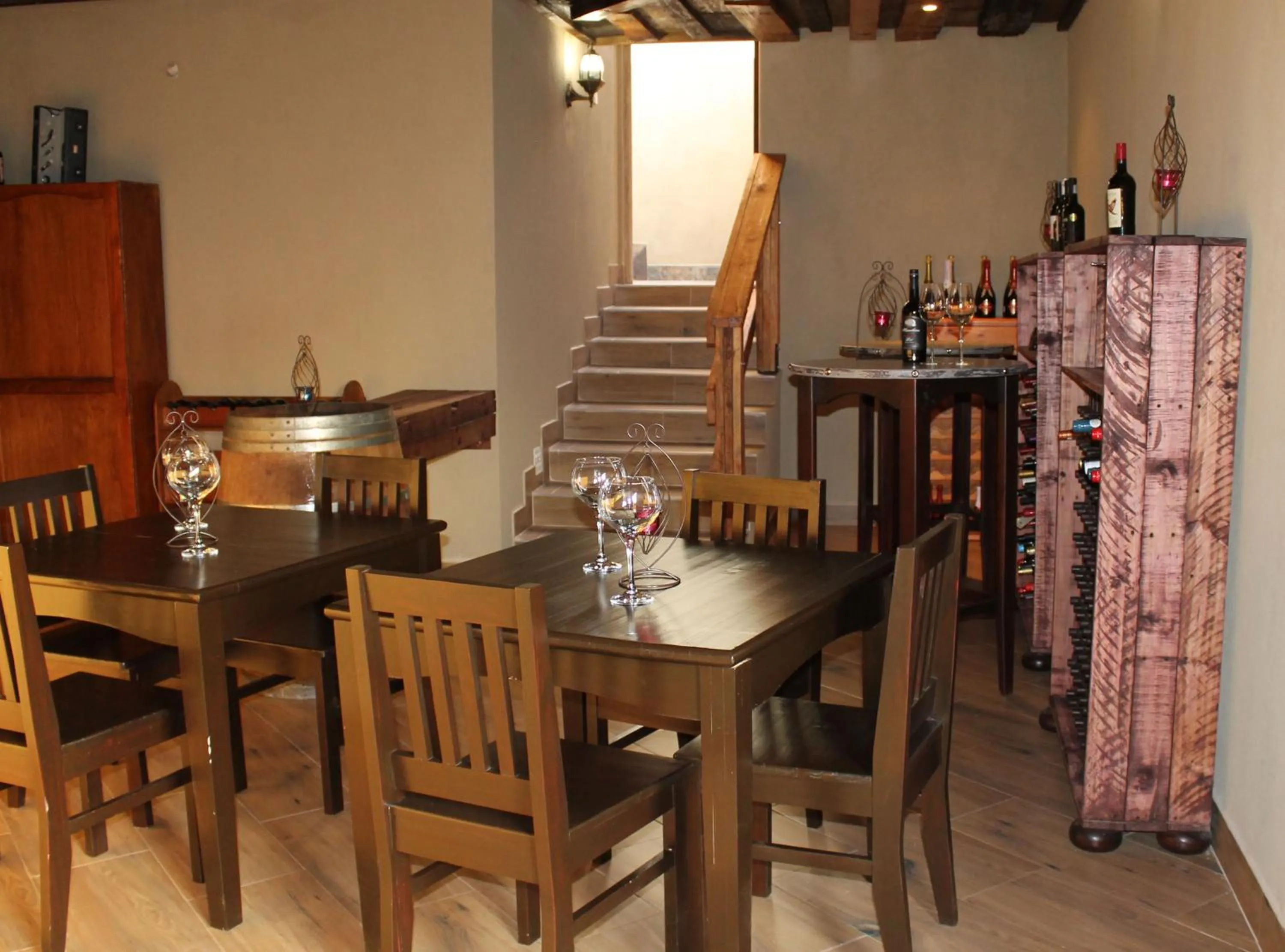 Area and facilities in Foreva Wild