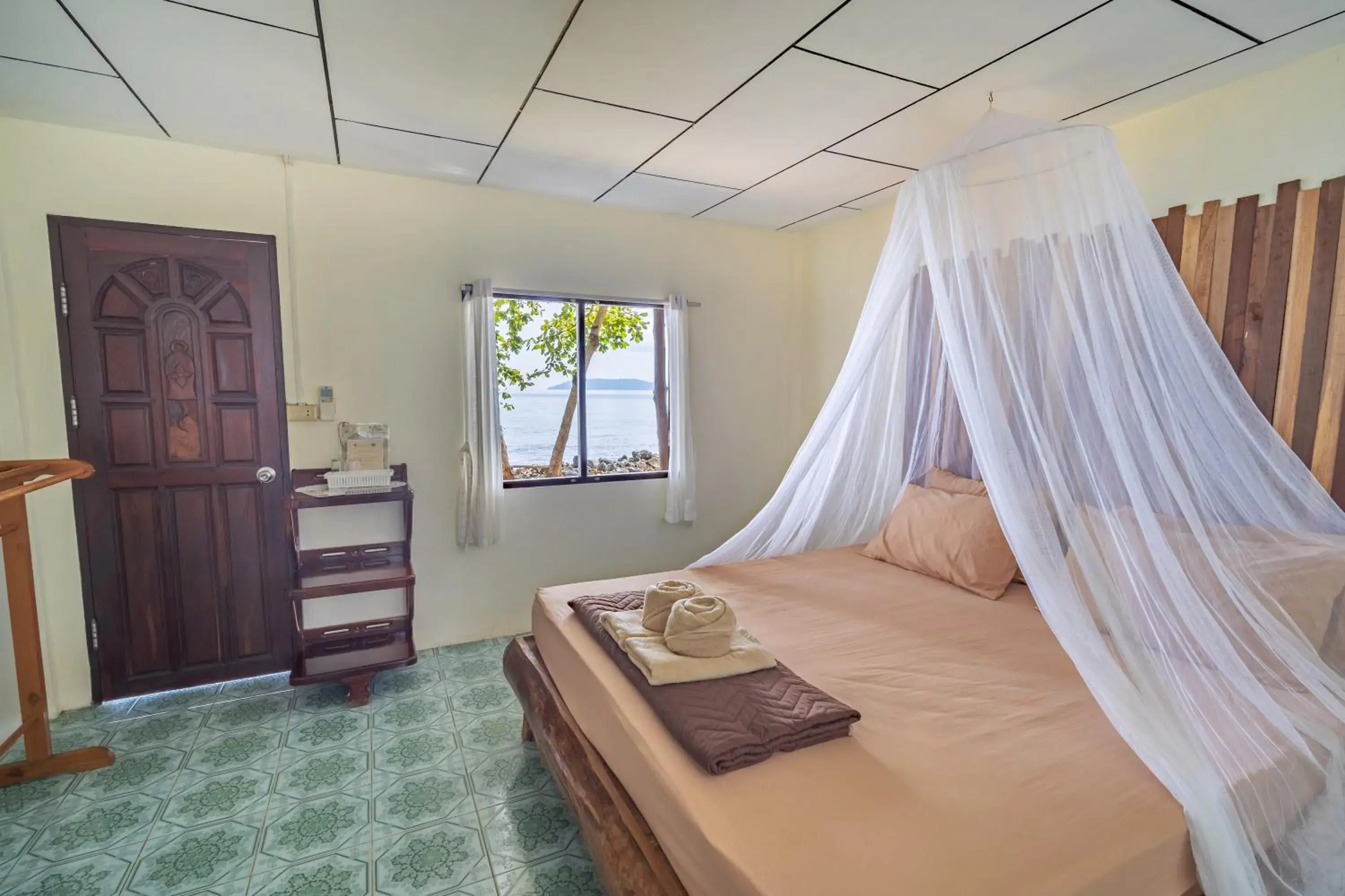 Bedroom, Bed in Ta-Lay Time KohMak Bedroom, Bed in Ta-Lay Time KohMak