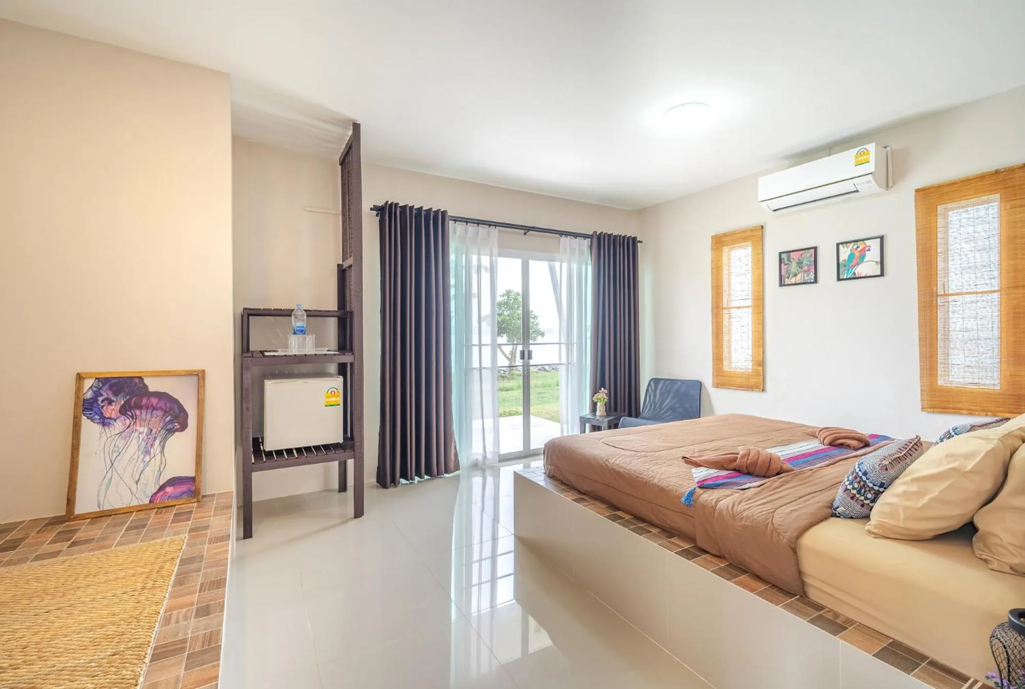 Bed in Ta-Lay Time KohMak