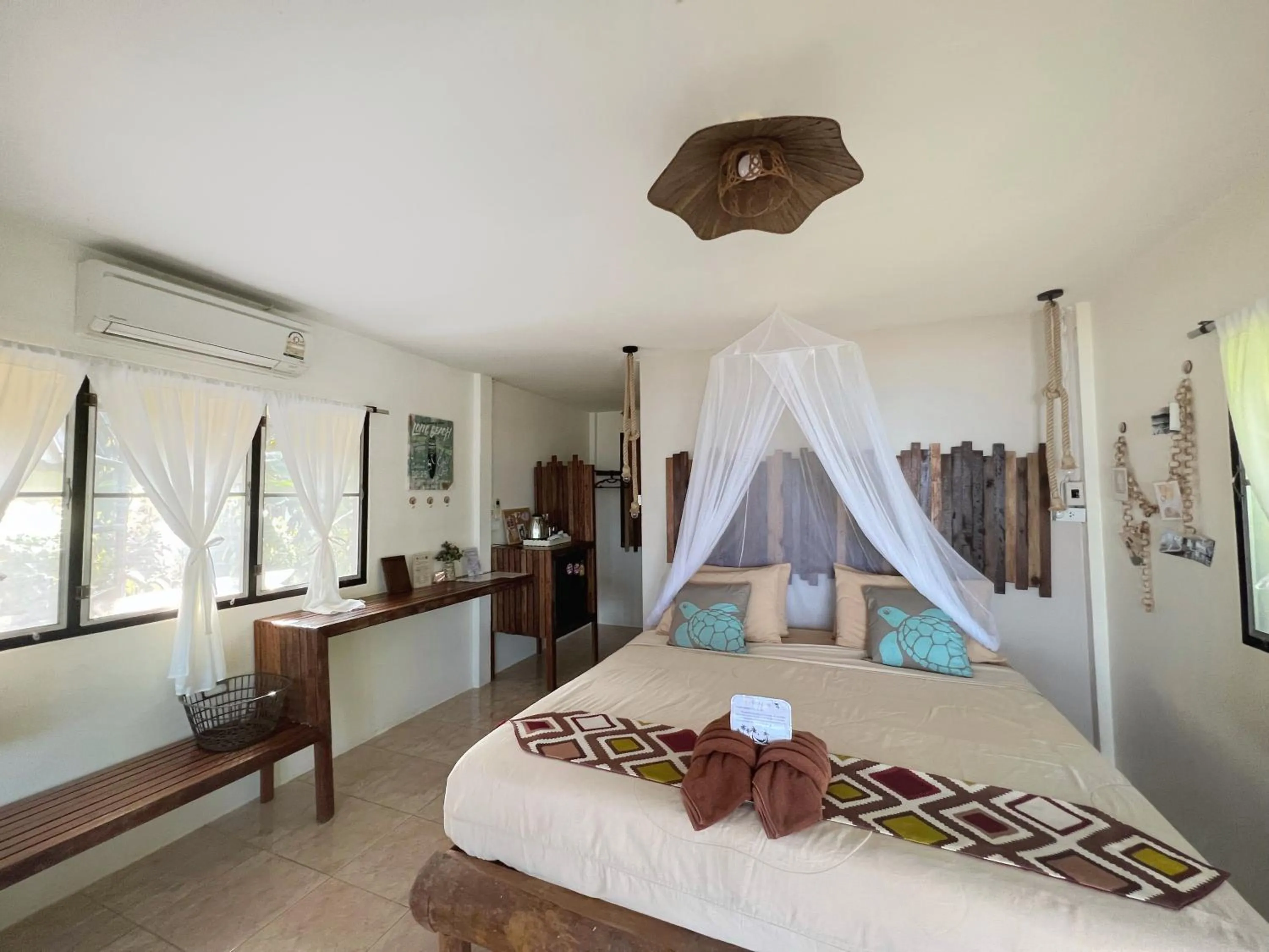 Bed in Ta-Lay Time KohMak