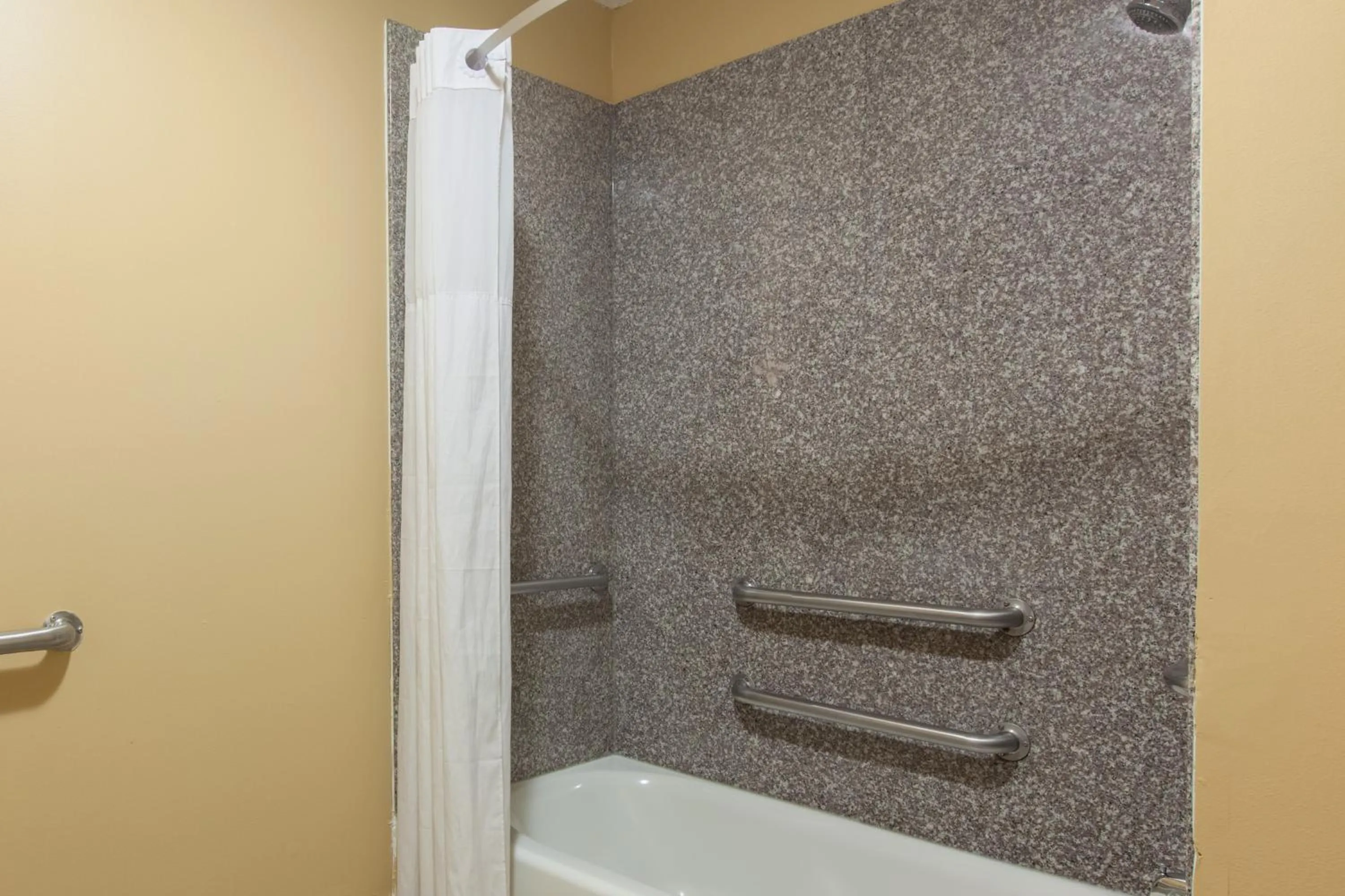 Bath in Platinum Inn