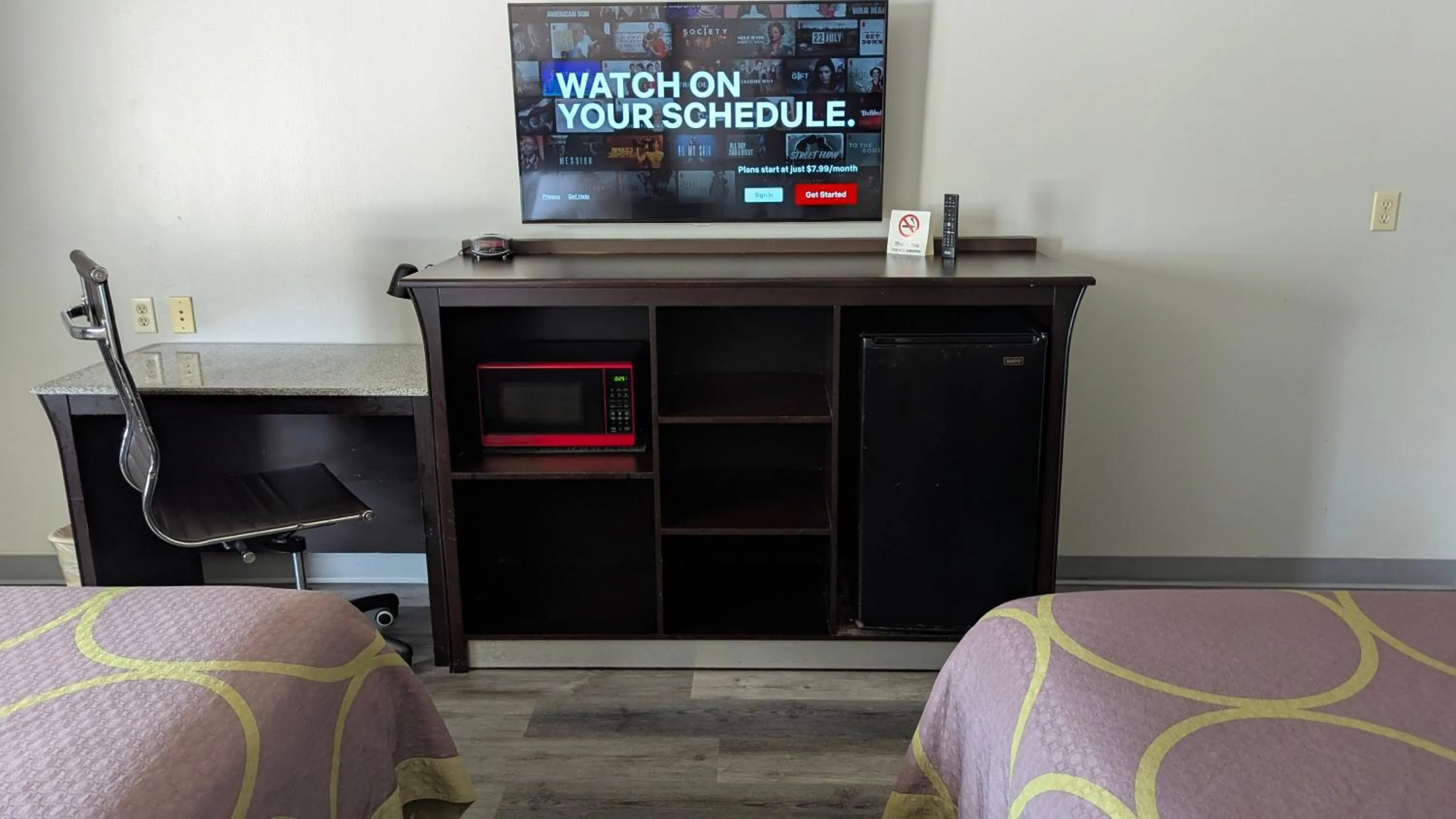 TV and multimedia, Bed in Platinum Inn