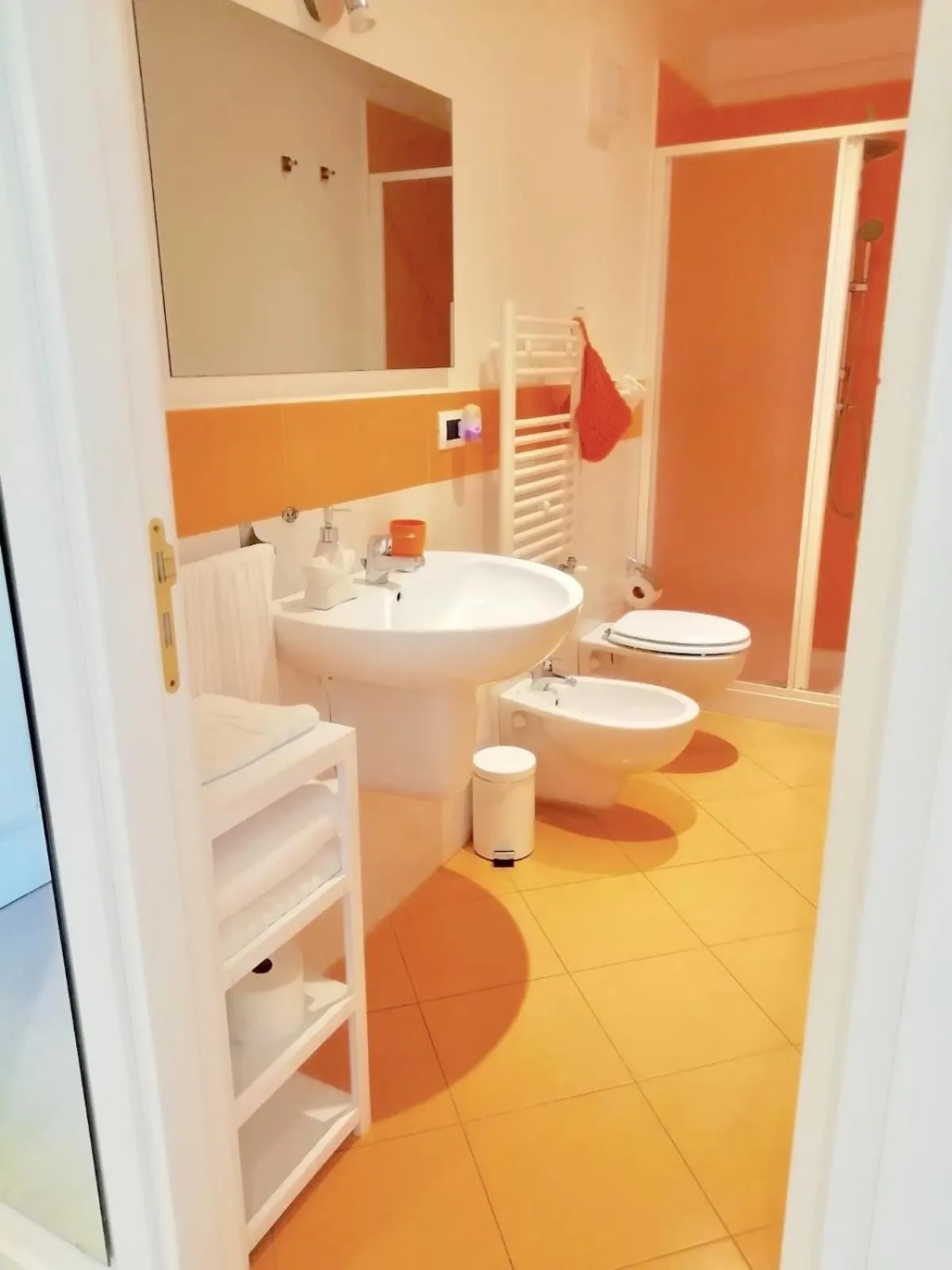 Bathroom in B&B Neapolis Bellini