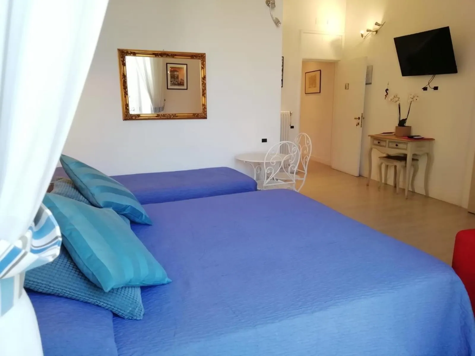 Bed in B&B Neapolis Bellini