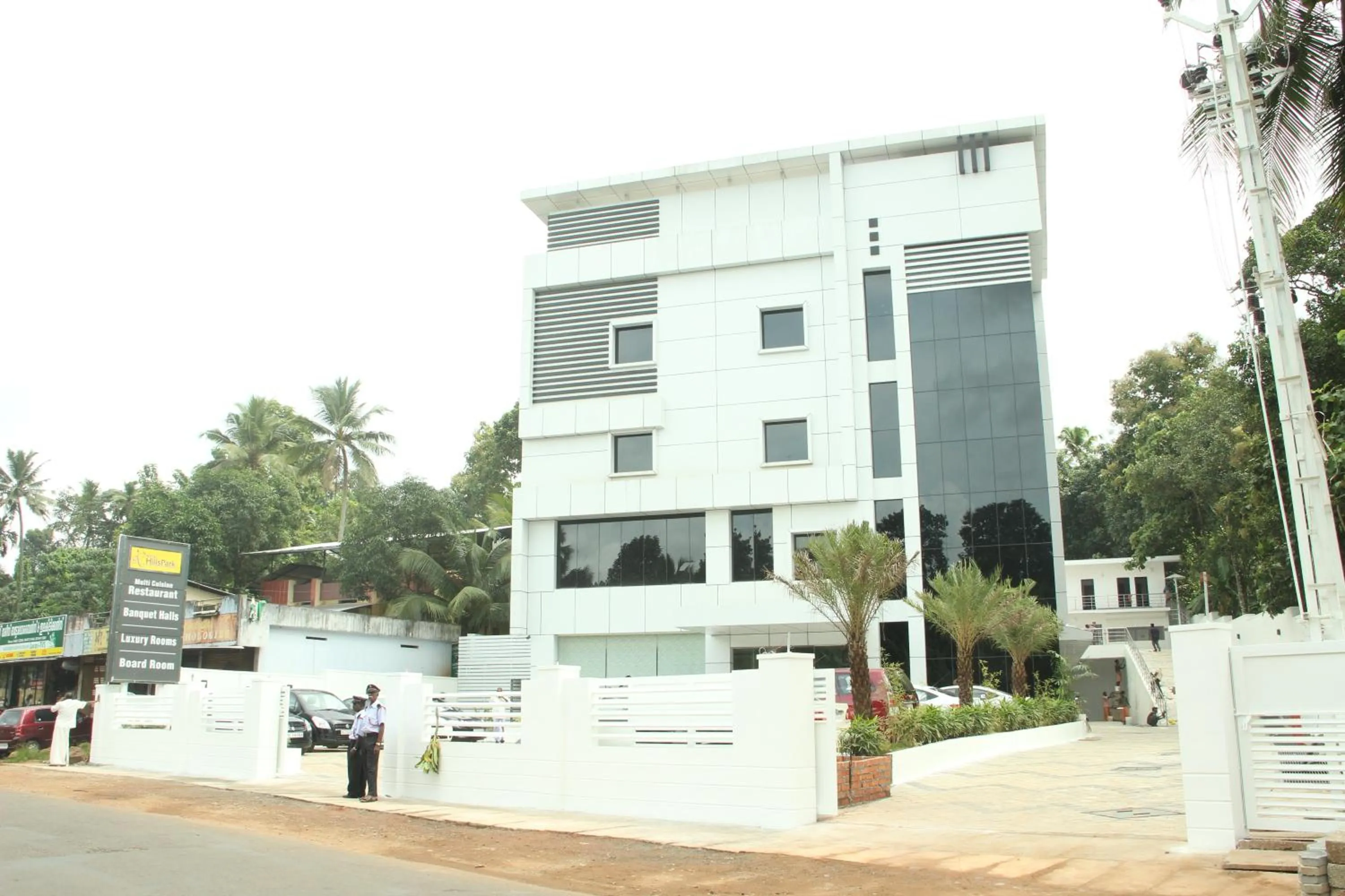 Property building in Hotel Hills Park Pathanamthitta