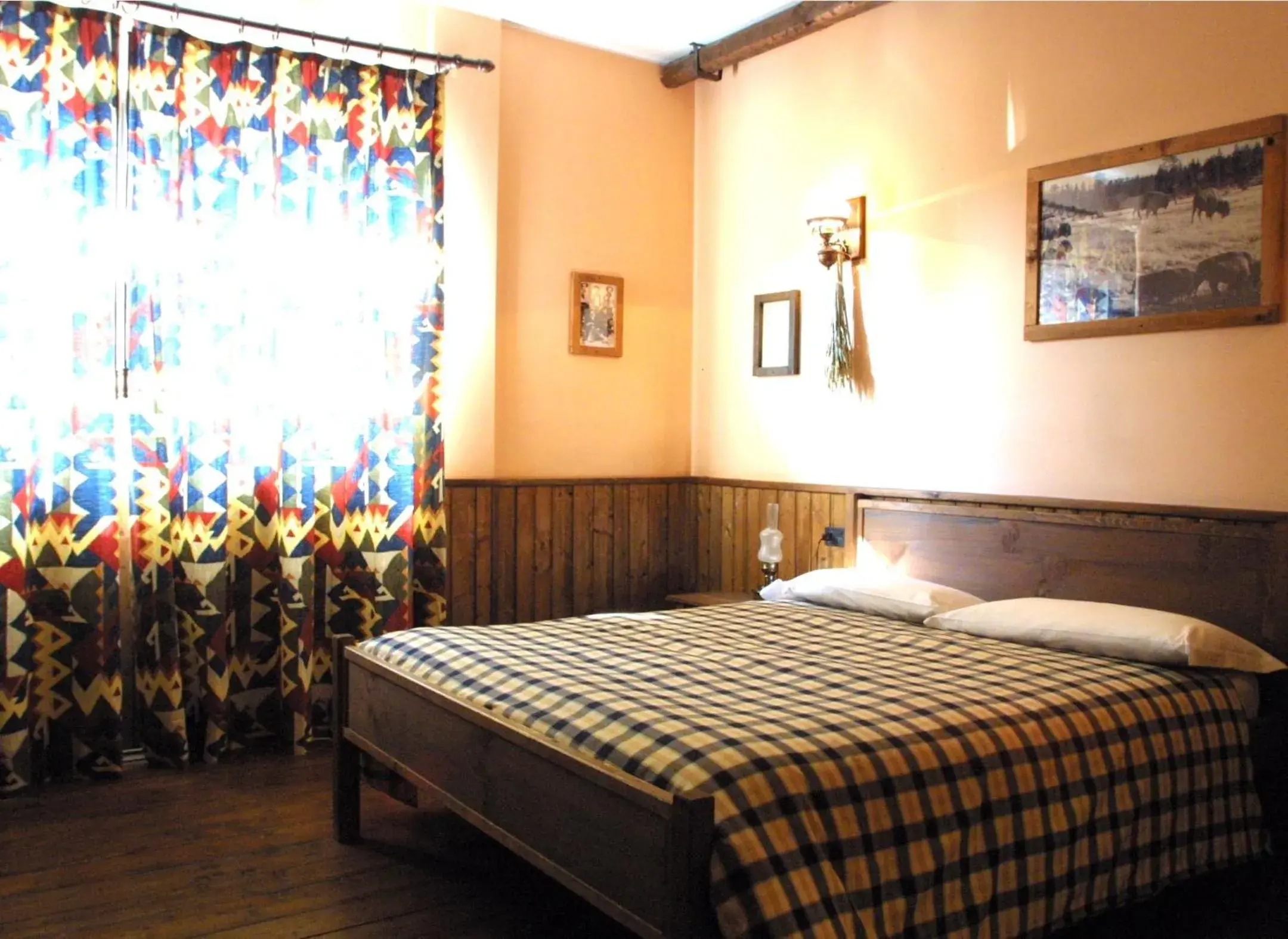 Double Room with Private Bathroom - single occupancy in Cowboys Guest Ranch Double Room with Private Bathroom - single occupancy in Cowboys Guest Ranch