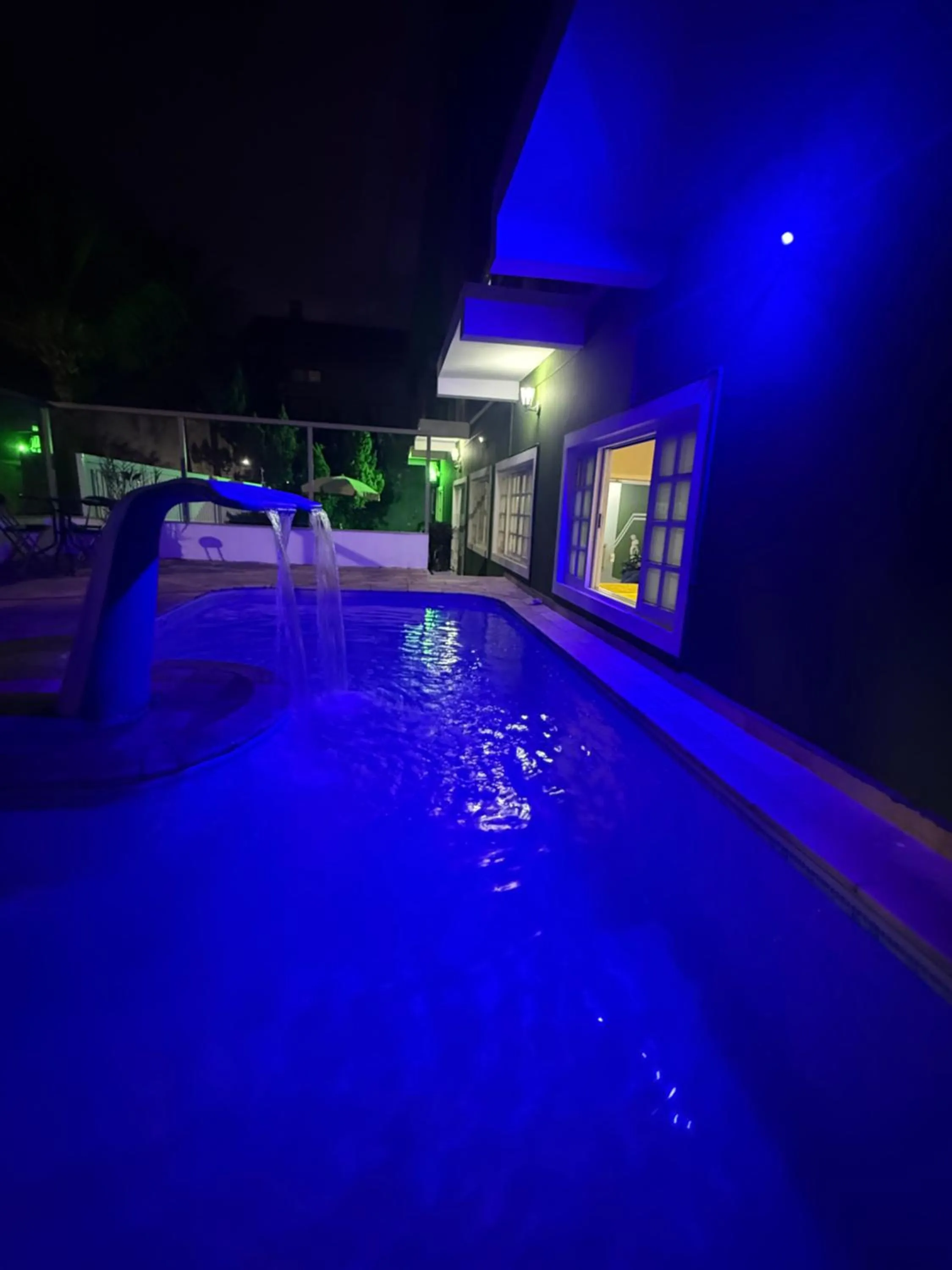 Night in Grand Maré Hotel