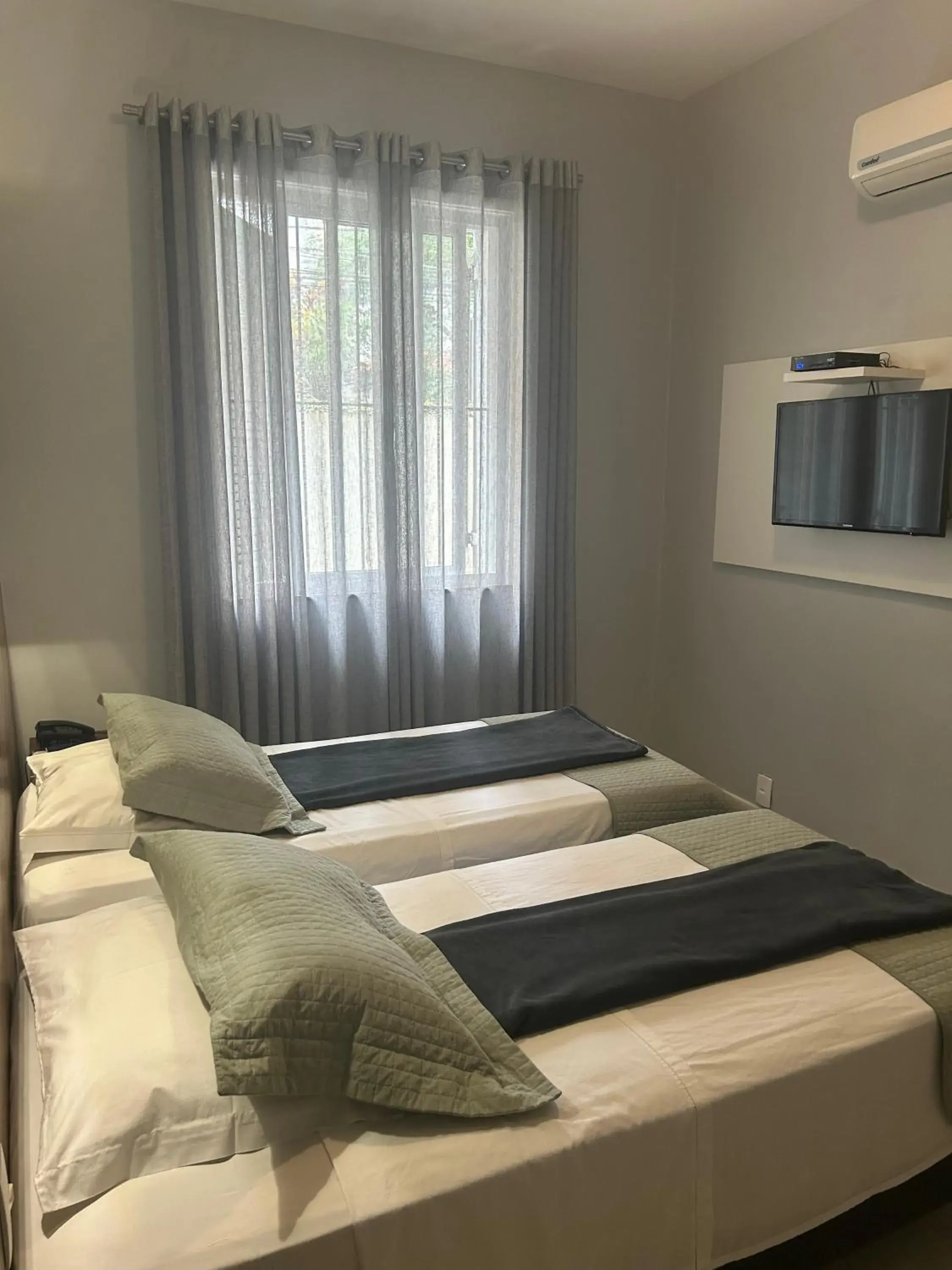 Budget Twin Room - single occupancy in Hotel Petit Village Icaraí Budget Twin Room - single occupancy in Hotel Petit Village Icaraí