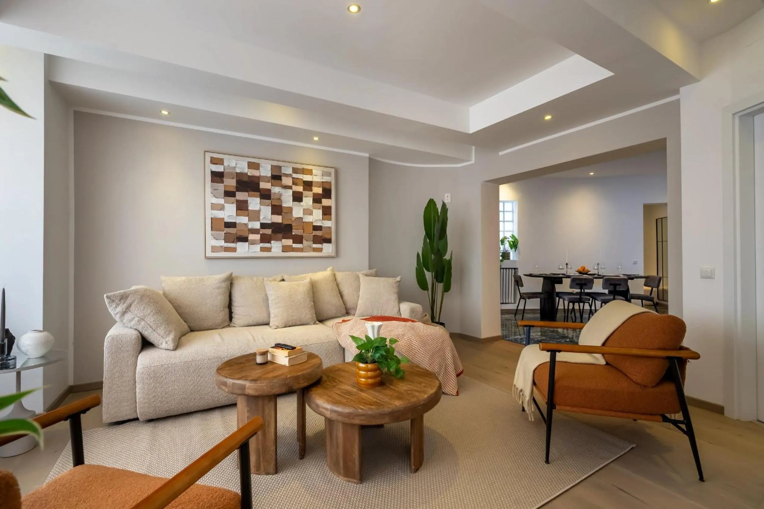 Chic & Central 3BR Retreat in the Historic Center