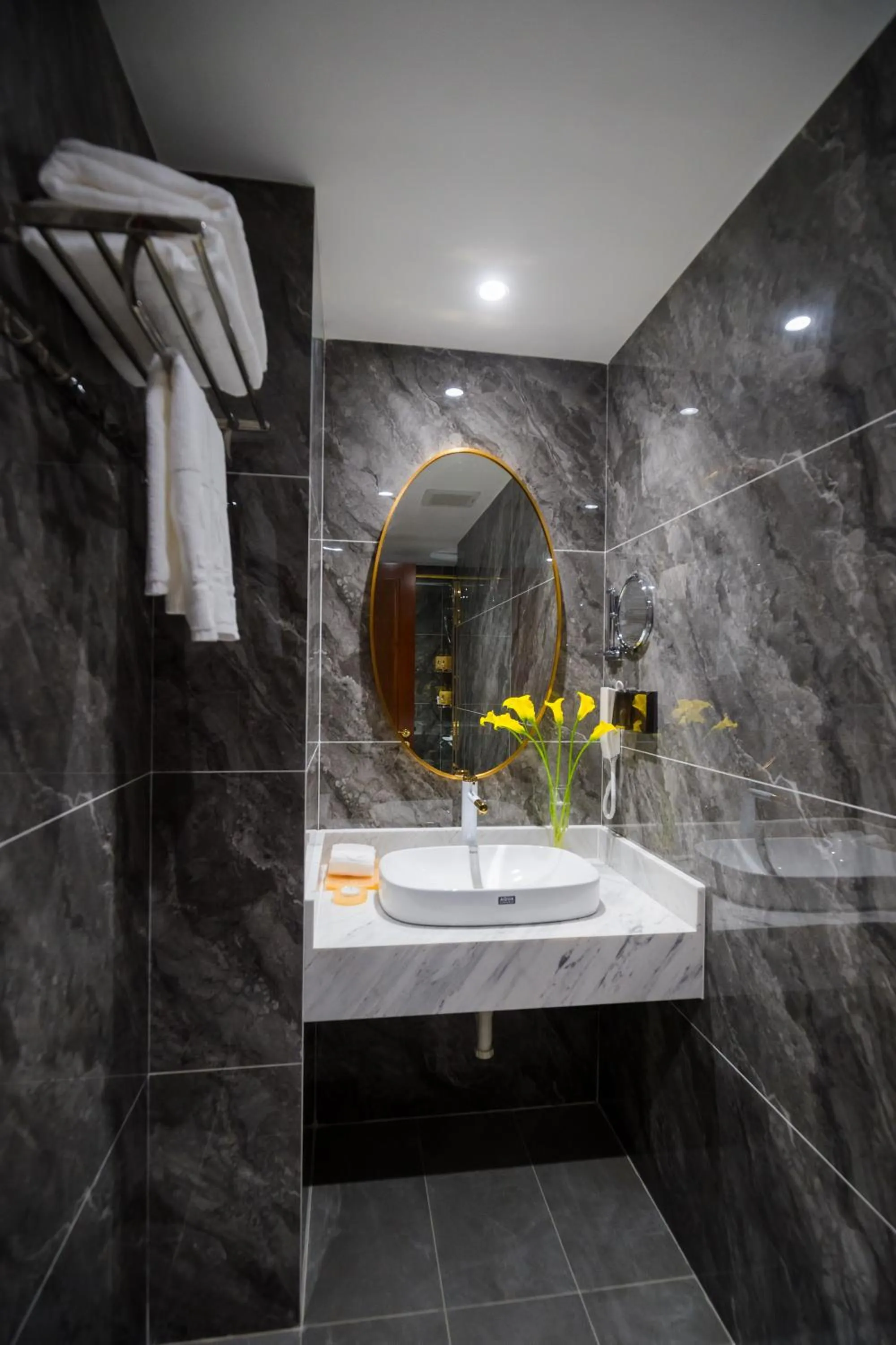 Bathroom in Sandals Mimosa