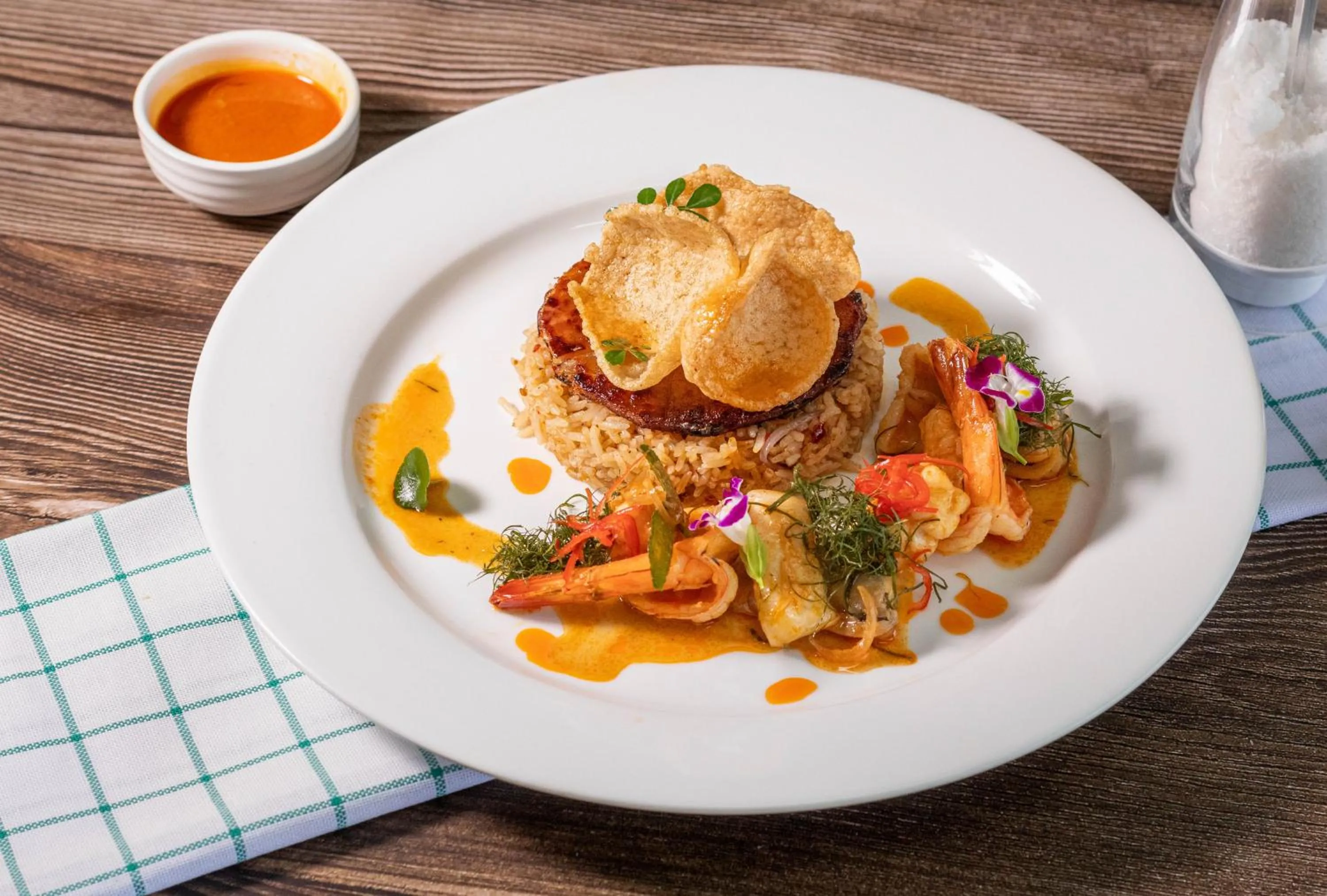 Food and drinks in Sunshine Prestige Resort and Spa