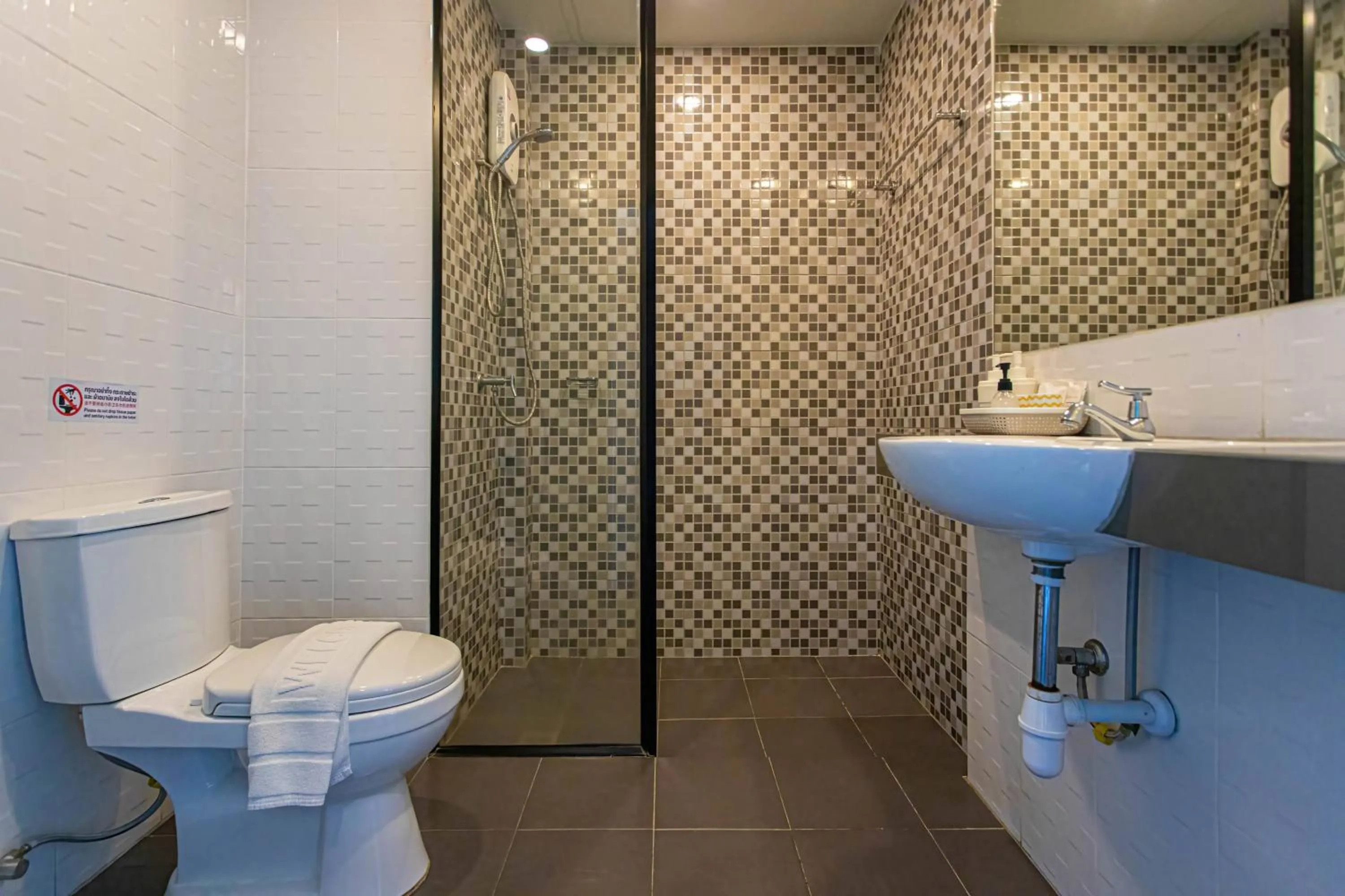 Bathroom in Suntria Hotel Pattaya