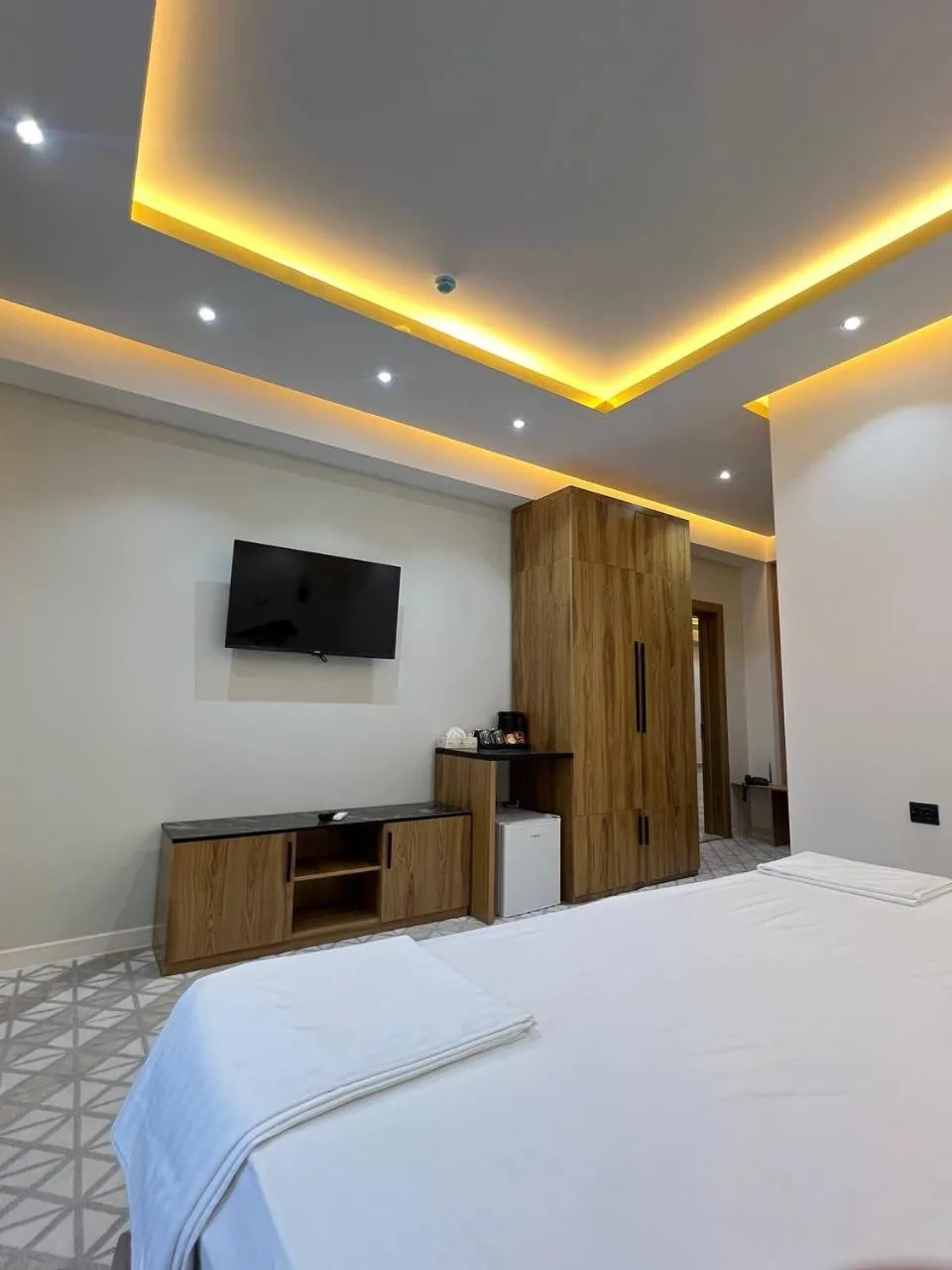 Photo of the whole room, Bed in Rich Land Hotel