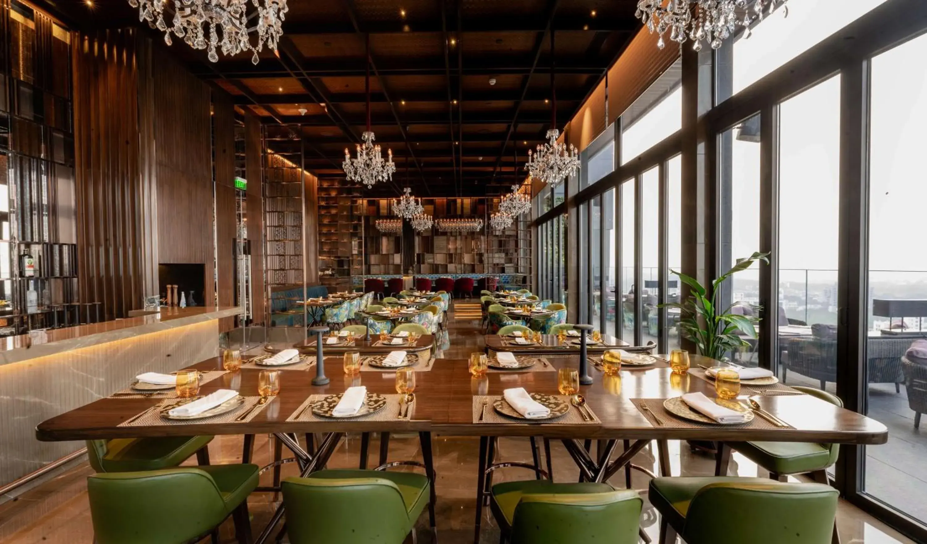 Restaurant/places to eat in Conrad Pune Restaurant/places to eat in Conrad Pune