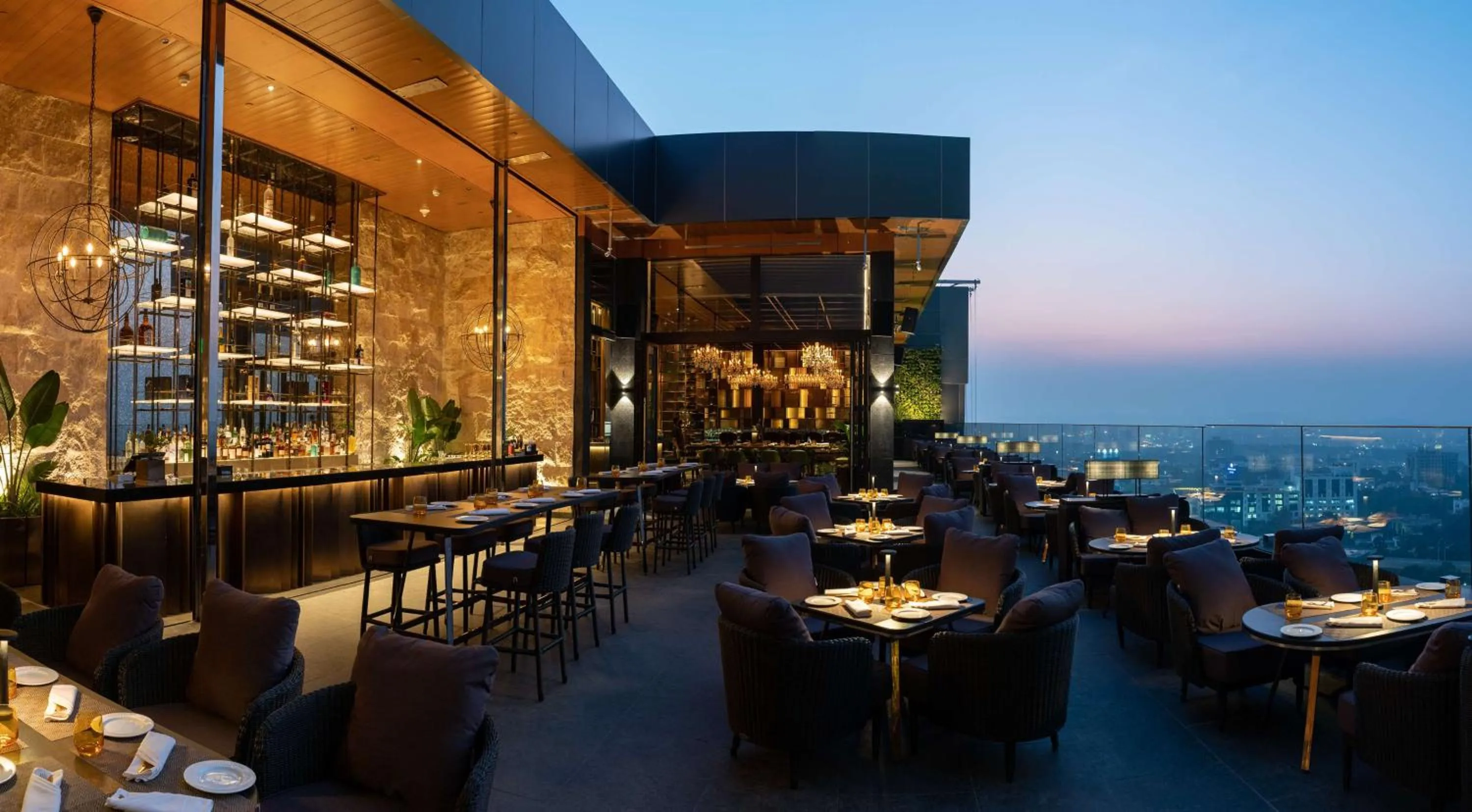 Restaurant/places to eat in Conrad Pune