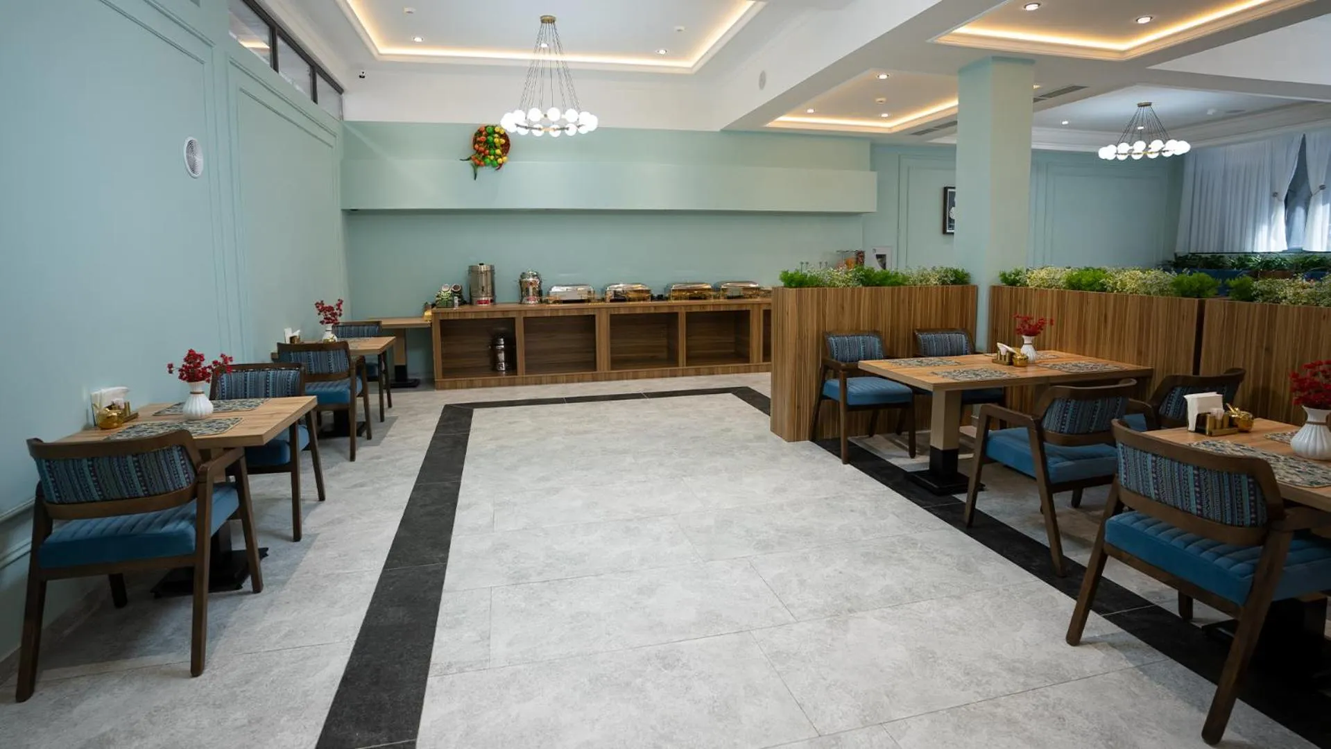 Restaurant/places to eat in Coco Hotel Tashkent