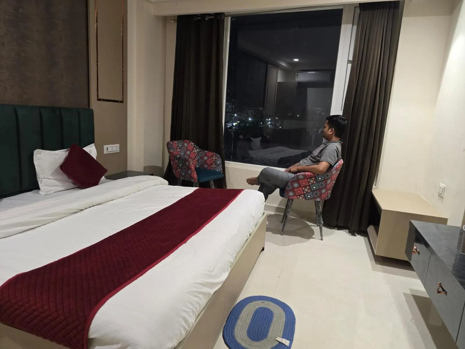 Bed in The Moody Moon Hotel