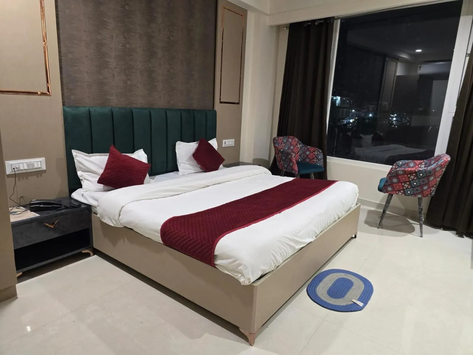 Bed in The Moody Moon Hotel