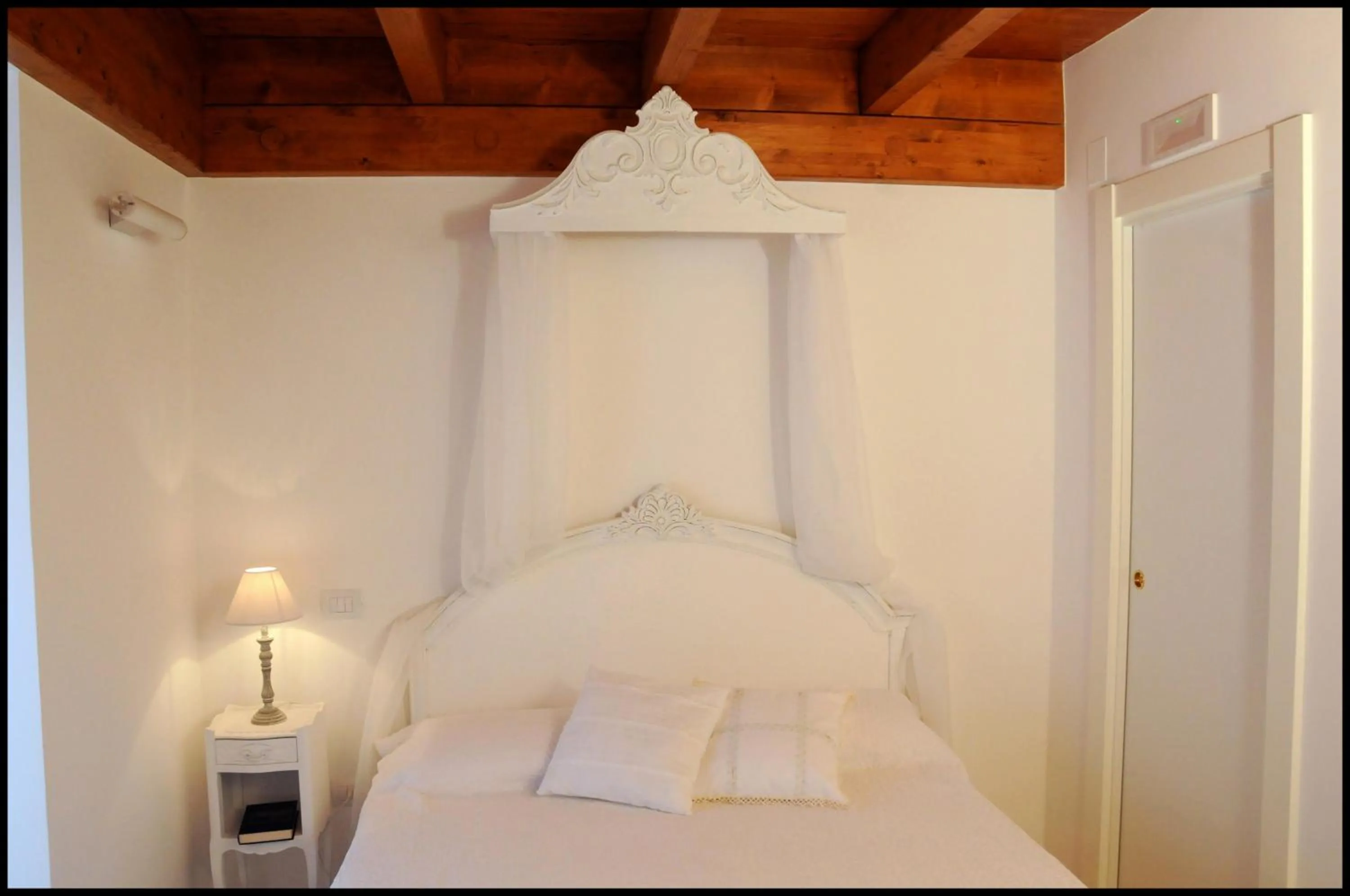 Photo of the whole room, Bed in B&B Al Vecchio Borgo